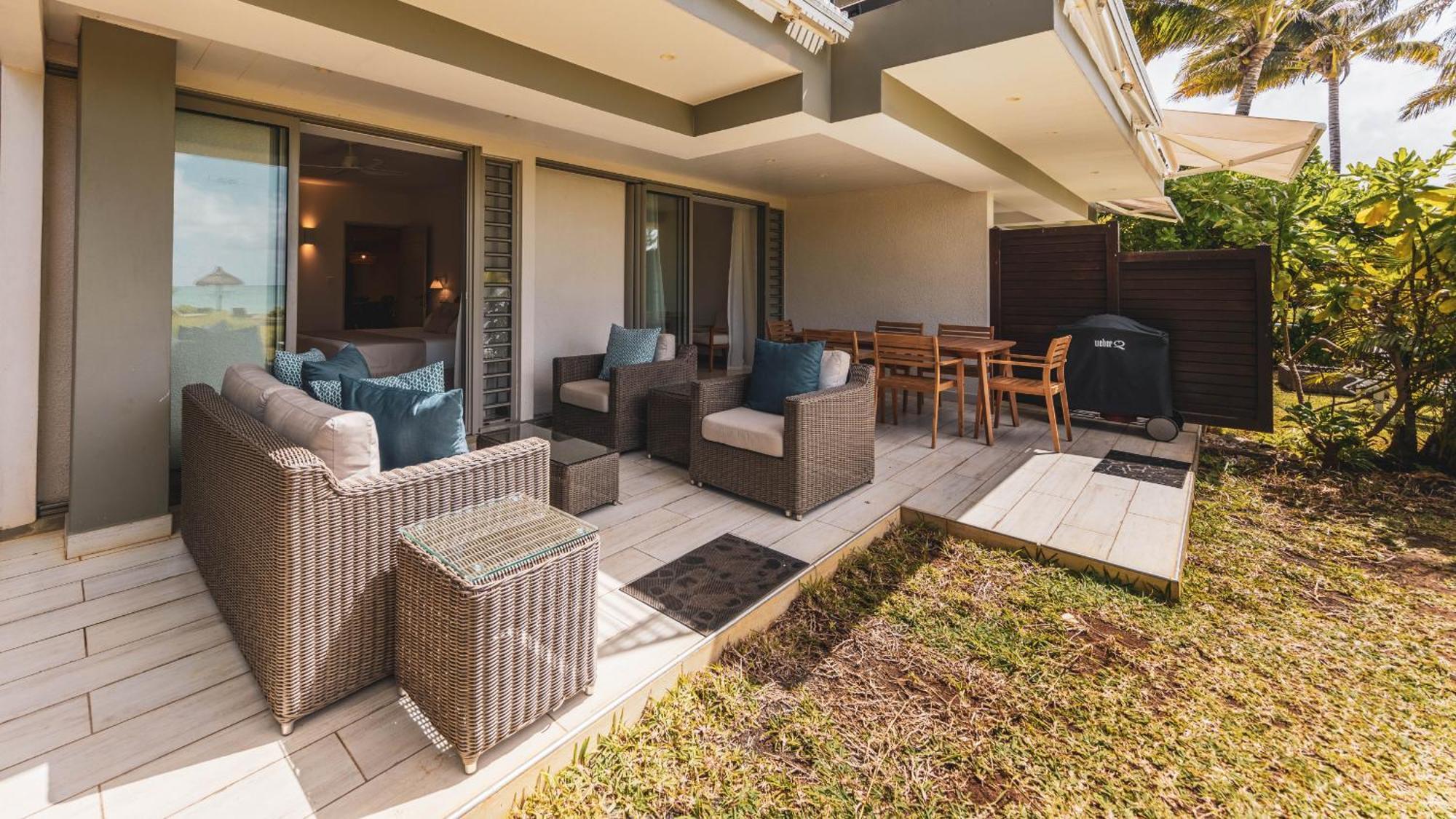 Paradise By Horizon Holidays * Pointe D'Esny