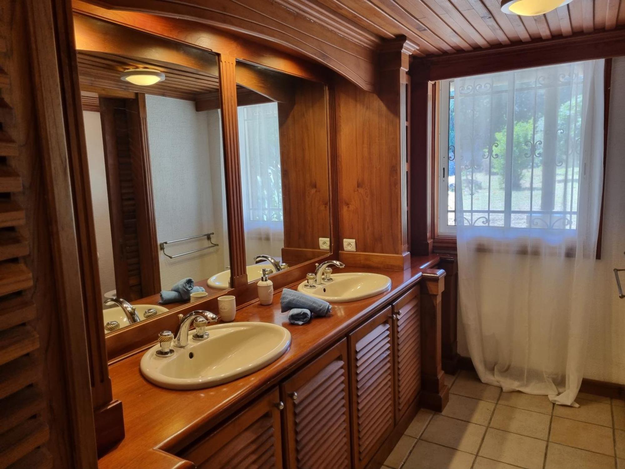 Shanti Ghar Guest house Tamarin