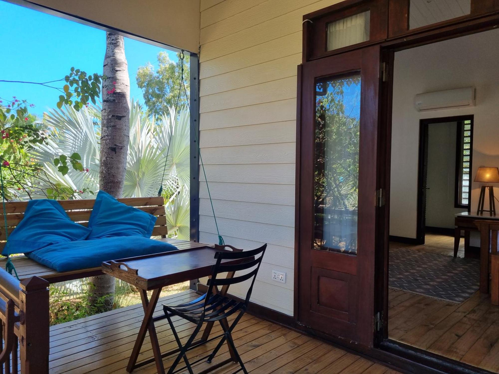 Shanti Ghar Guest house Tamarin