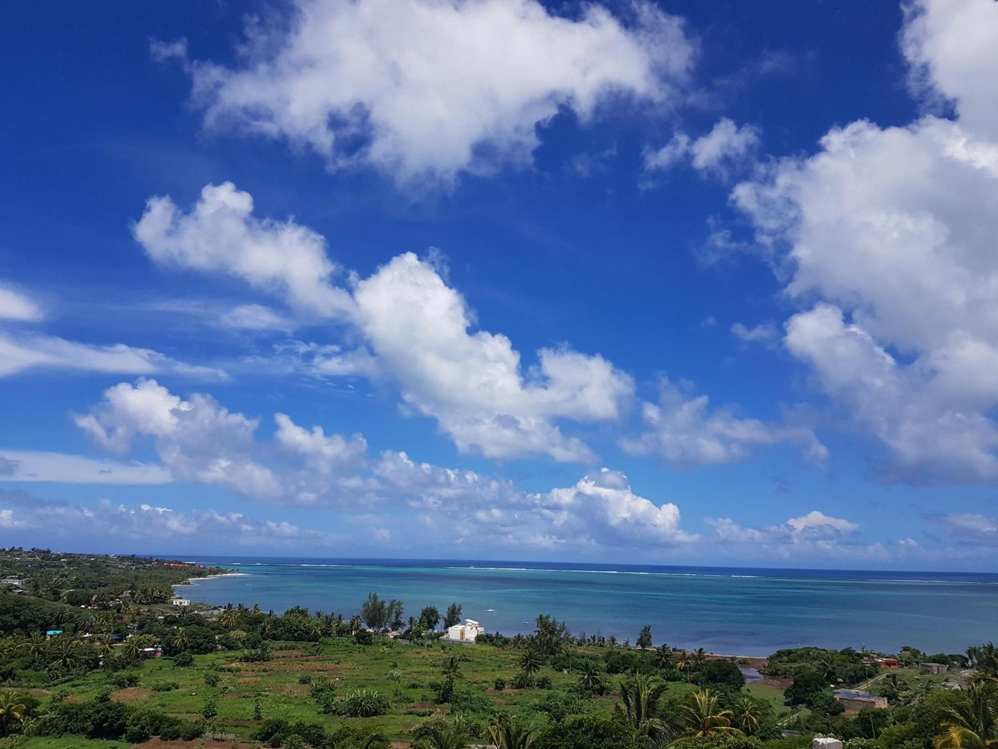 Chez Tonio Magic Ocean View Holiday home Port South East