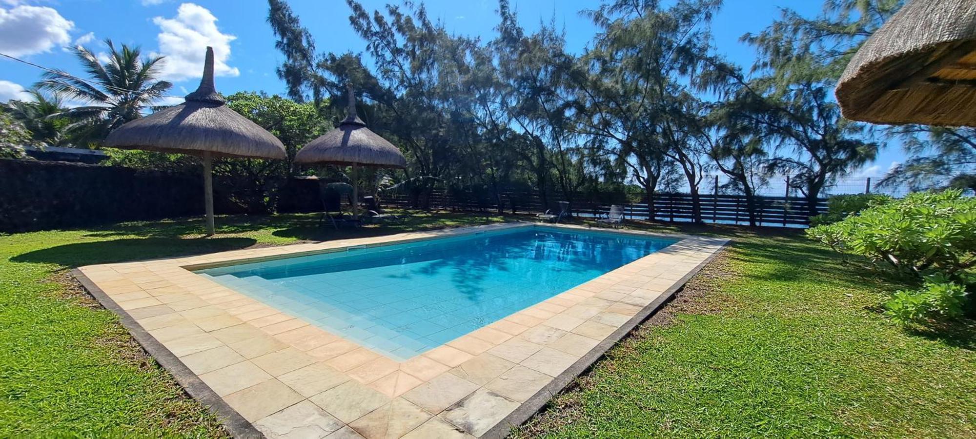 Clair De Lune - Private 2 Bedrooms Beachfront Villa