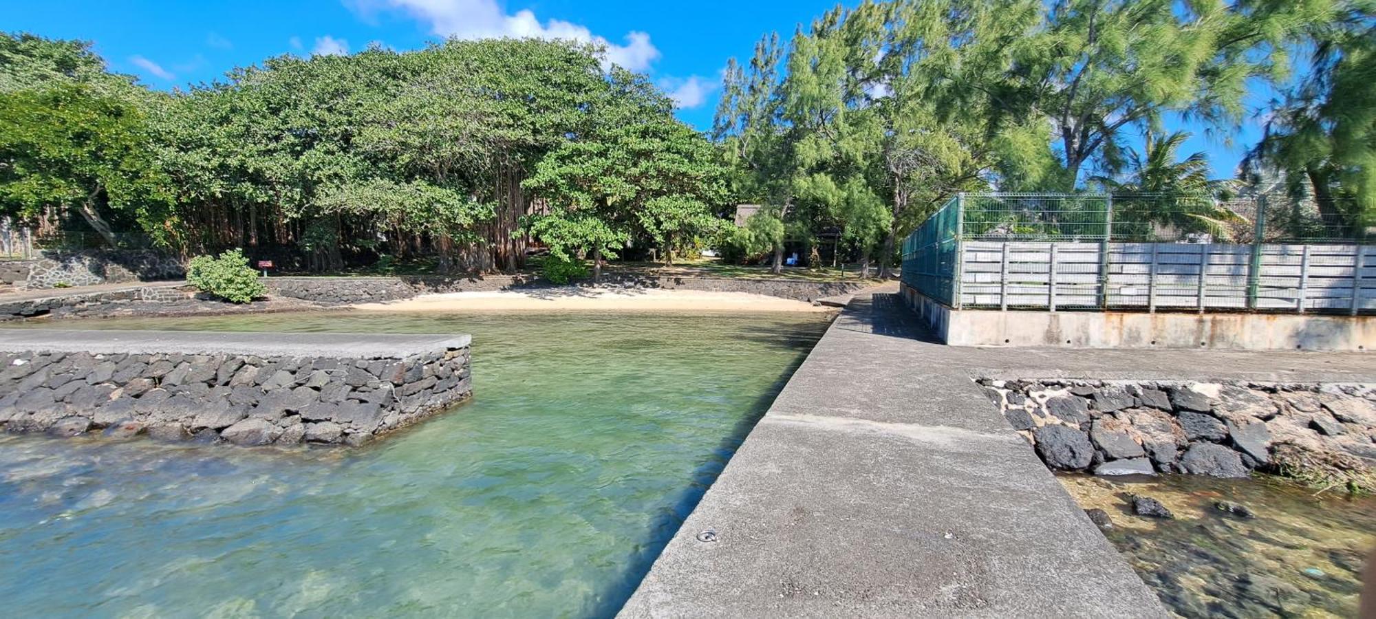Clair De Lune - Private 2 Bedrooms Beachfront