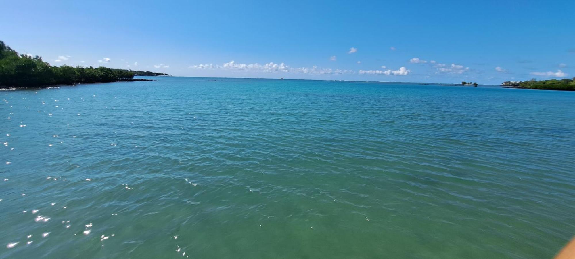 Villa Clair De Lune - Private 2 Bedrooms Beachfront *