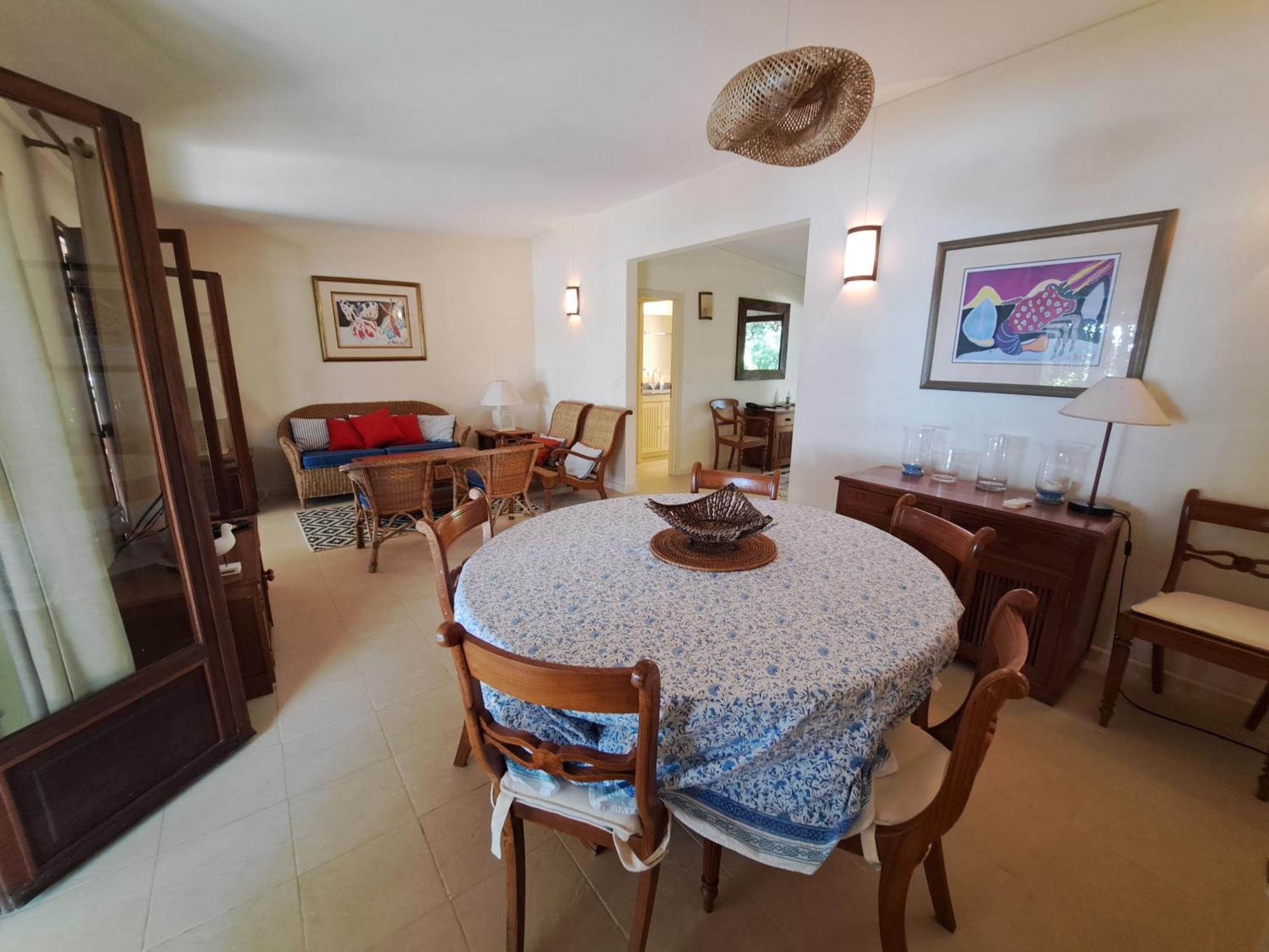 Villa Clair De Lune - Private 2 Bedrooms Beachfront Trou d'Eau Douce