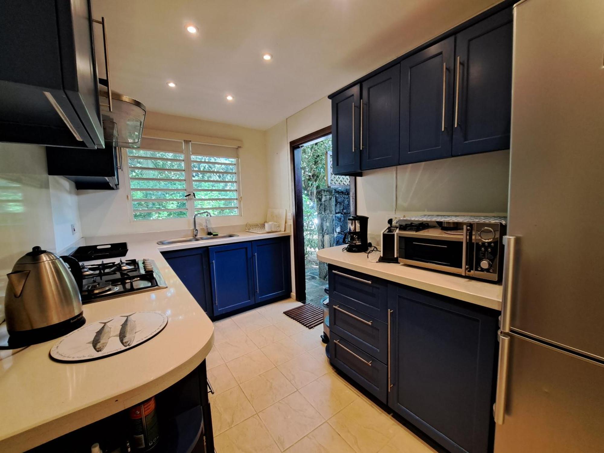 Clair De Lune - Private 2 Bedrooms Beachfront Trou d'Eau Douce