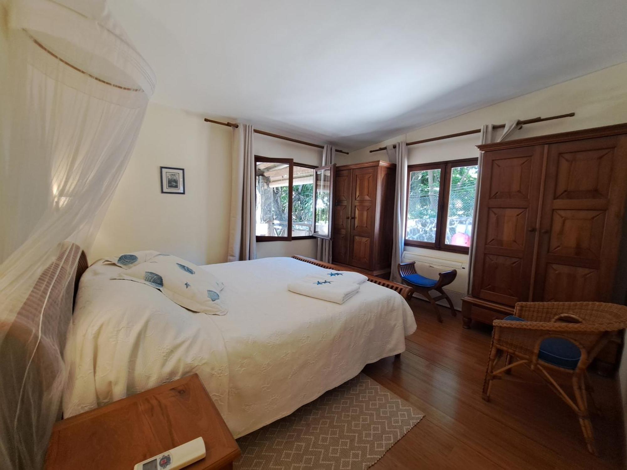 Villa Clair De Lune - Private 2 Bedrooms Beachfront *