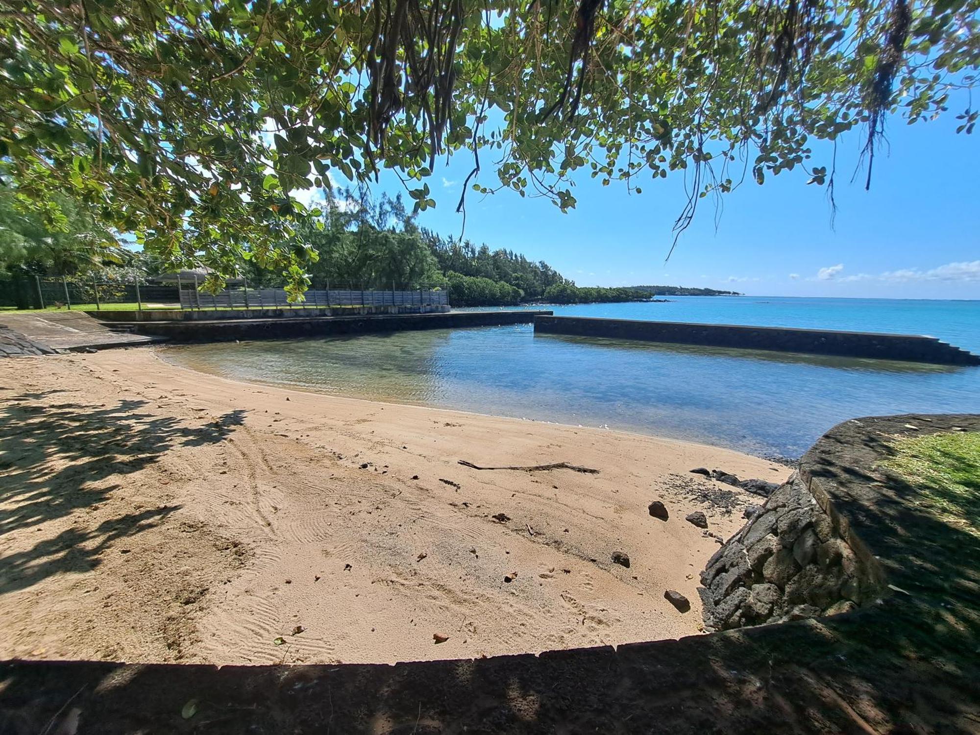 Clair De Lune - Private 2 Bedrooms Beachfront