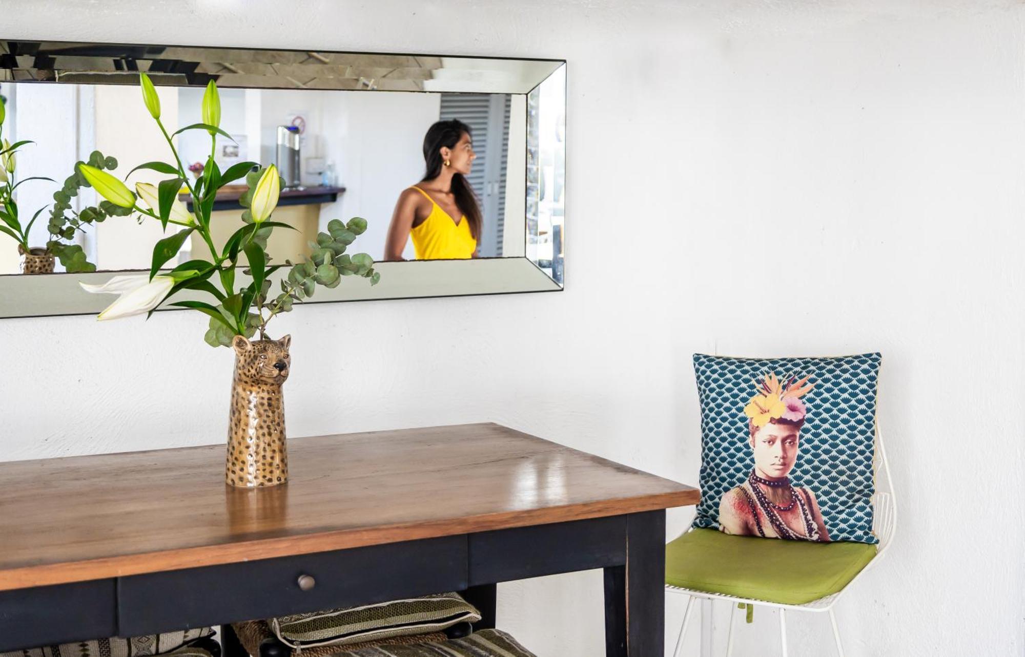 Hotel Cosy Sous Le Badamier