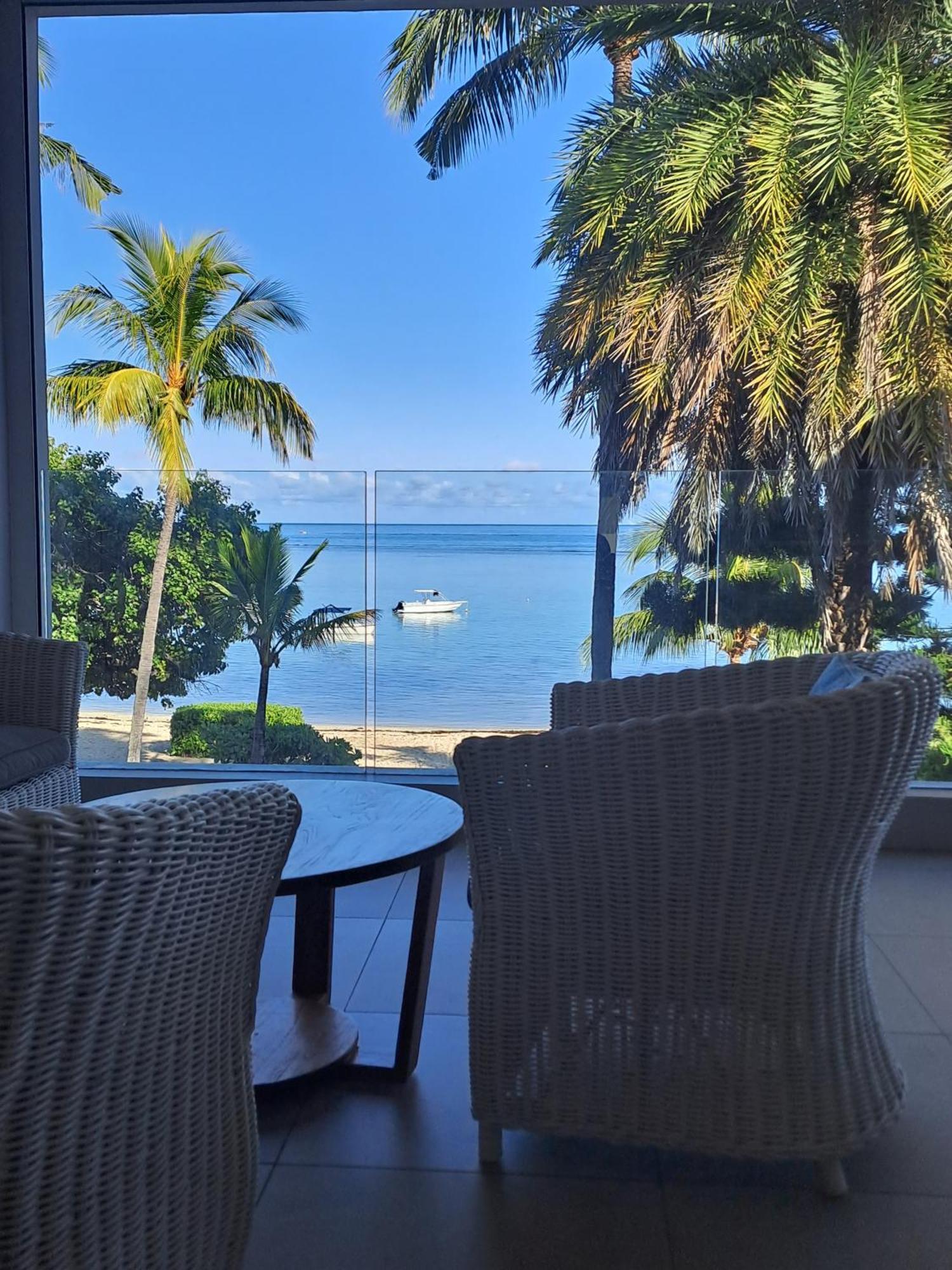 Caplage -beach Front Luxury At Searock Apartment Tamarin