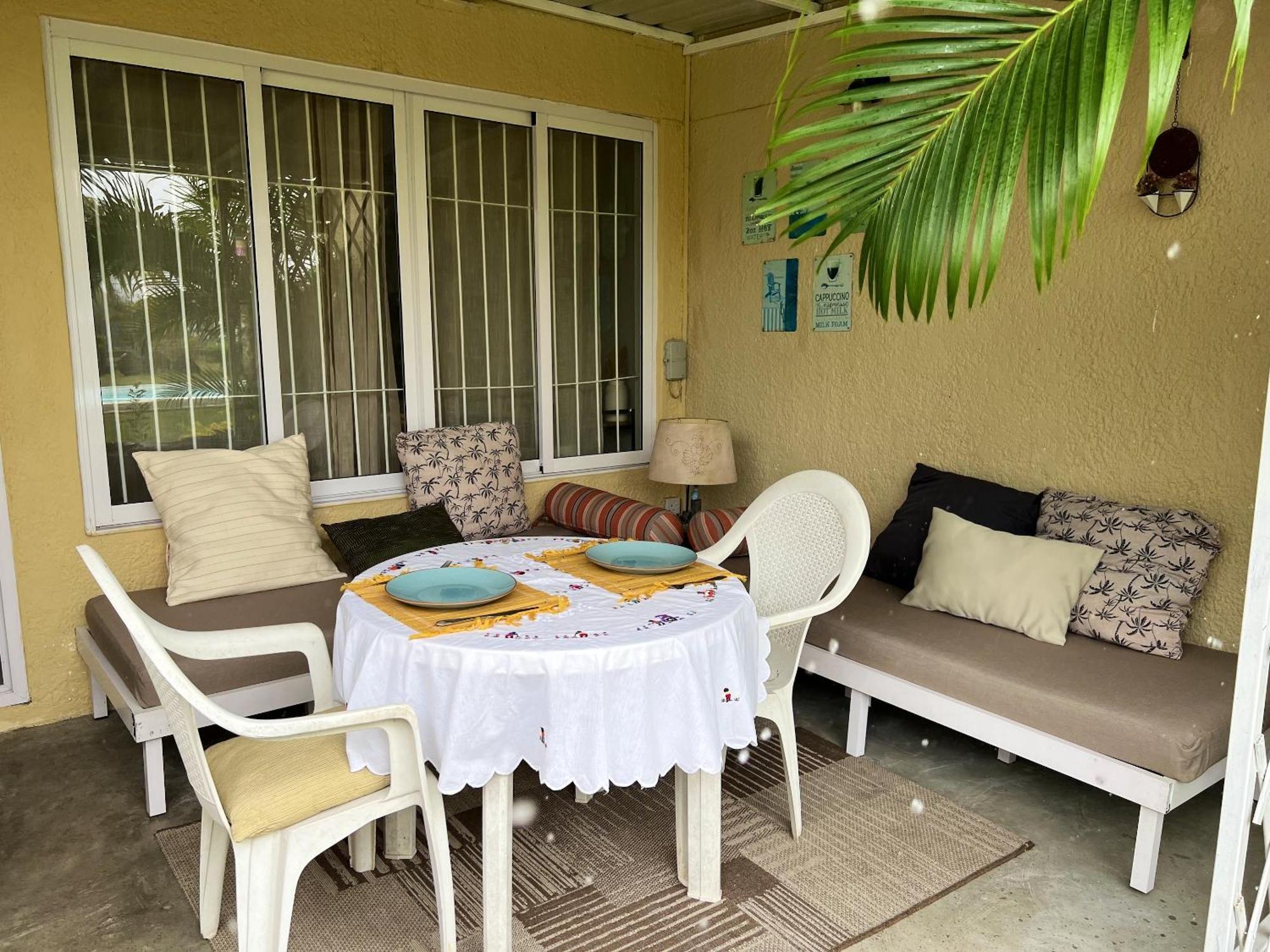 Apartment Charming In 60 M² With Shared Pool Grand Baie
