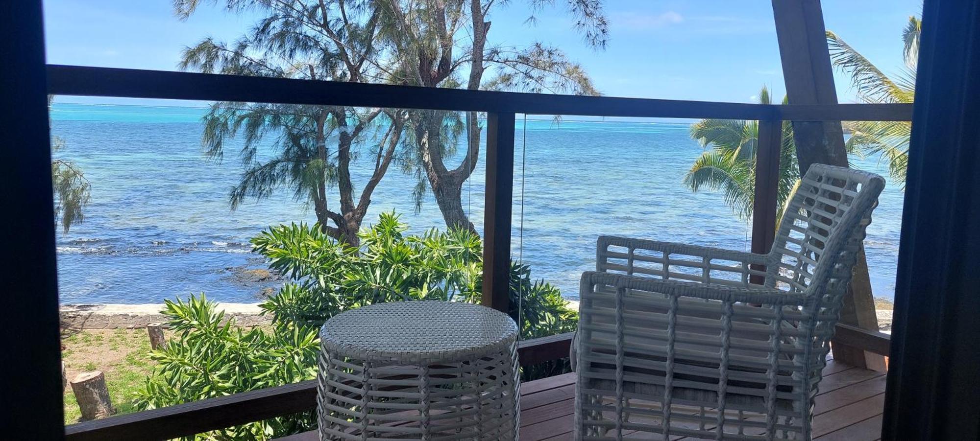 Canari Waterfront Guest house Roches Noires