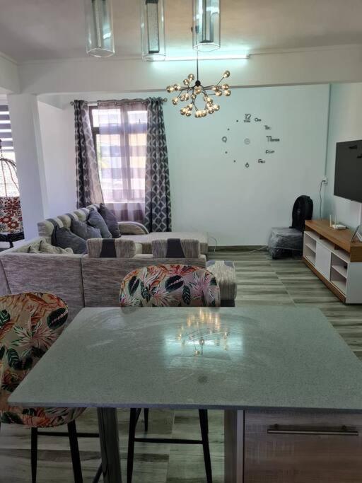 R&f Villa Pereybere Beach