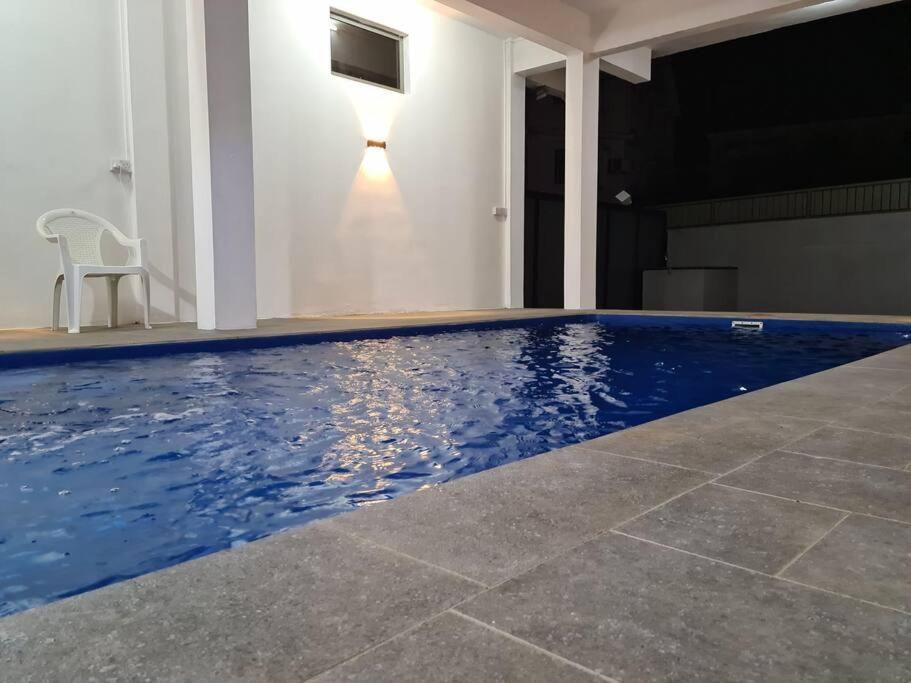 Villa R&f Pereybere Beach