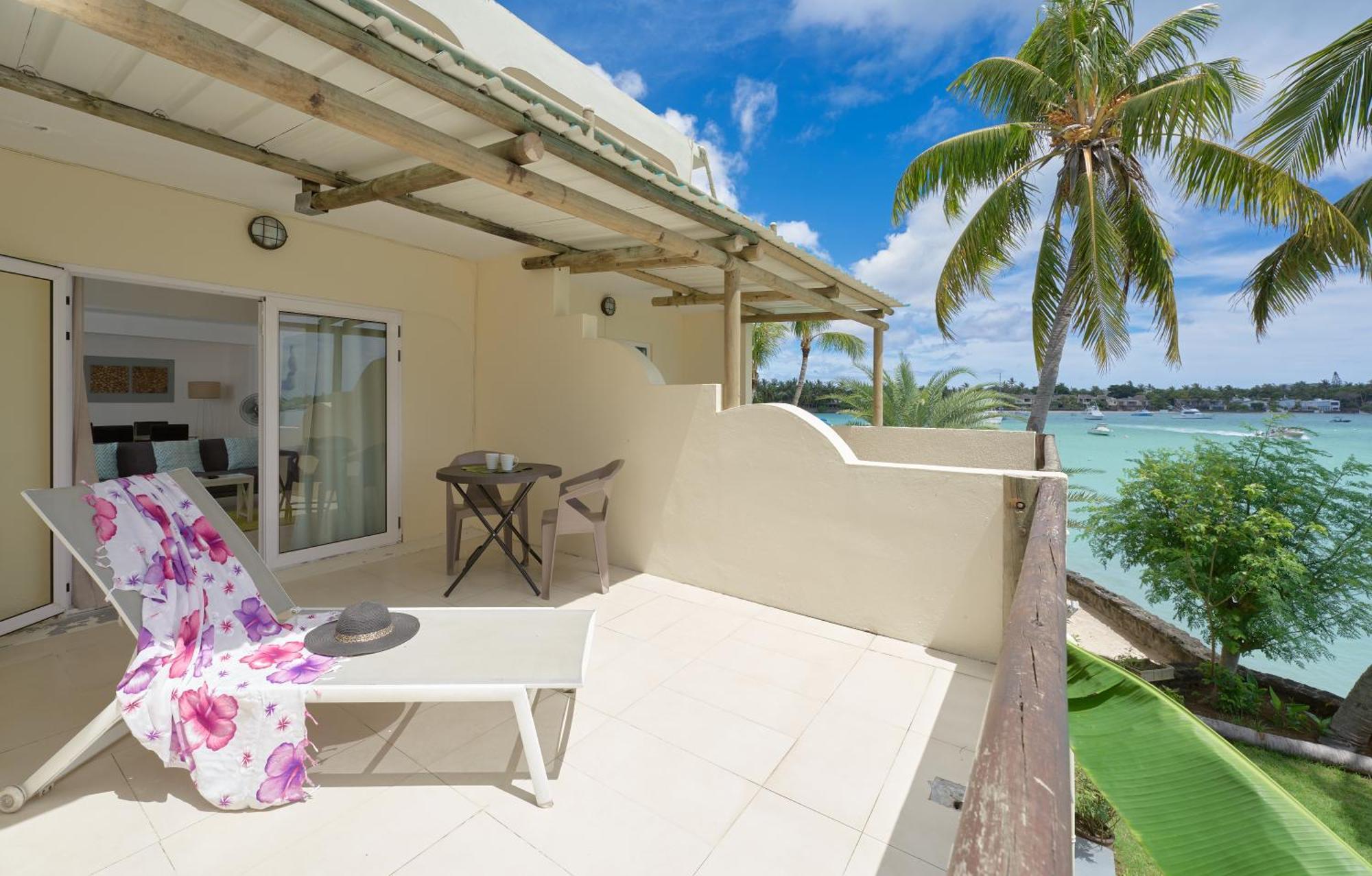 Lagoon View Apartment