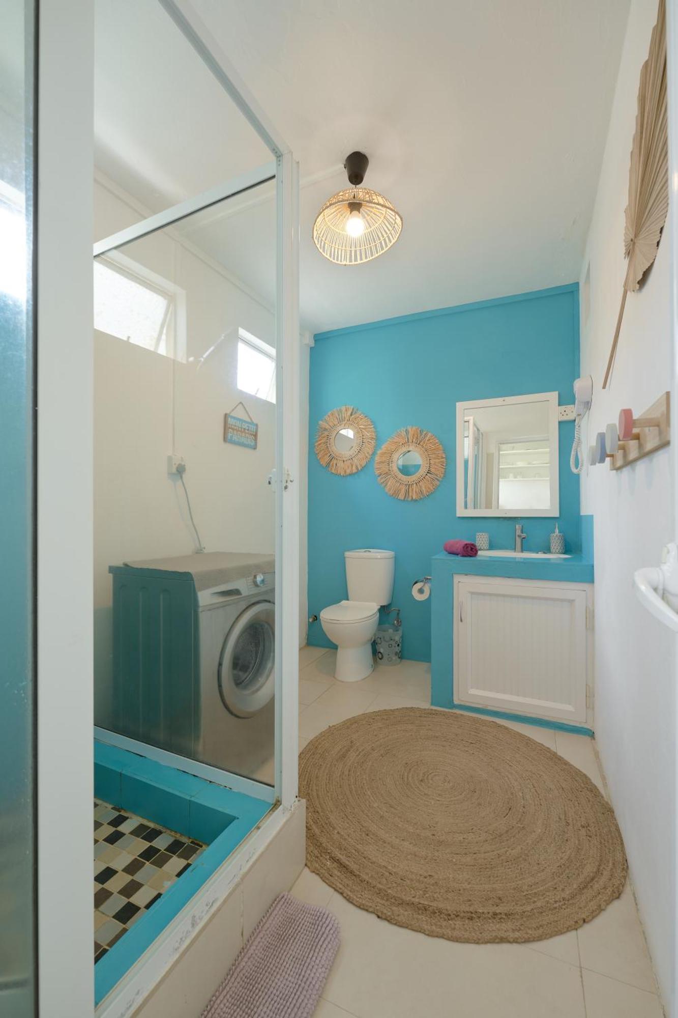 Lagoon View Apartment *