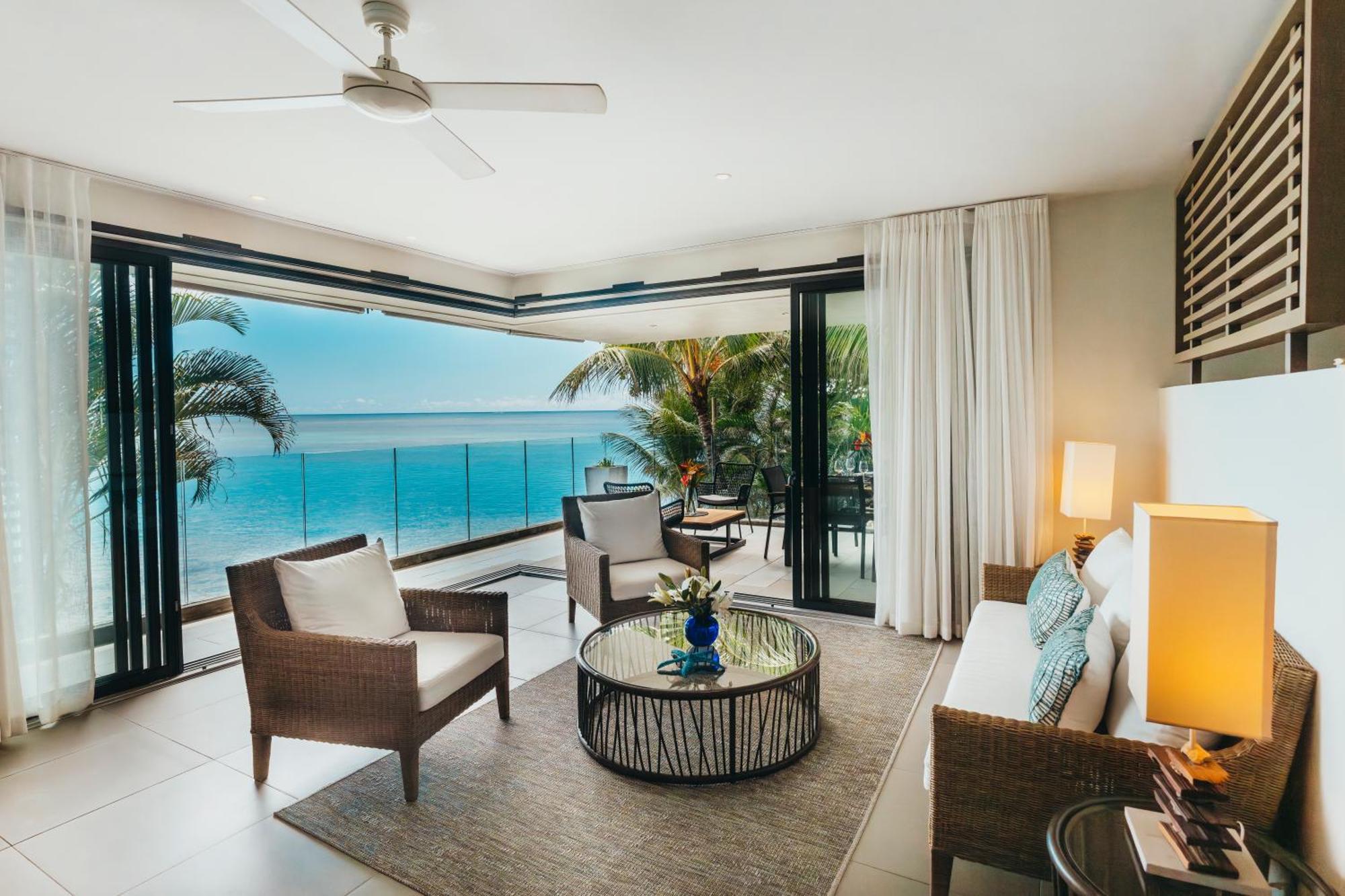 Magnificent 3 Bedroom Penthouse With Rooftop Pool Grand Baie