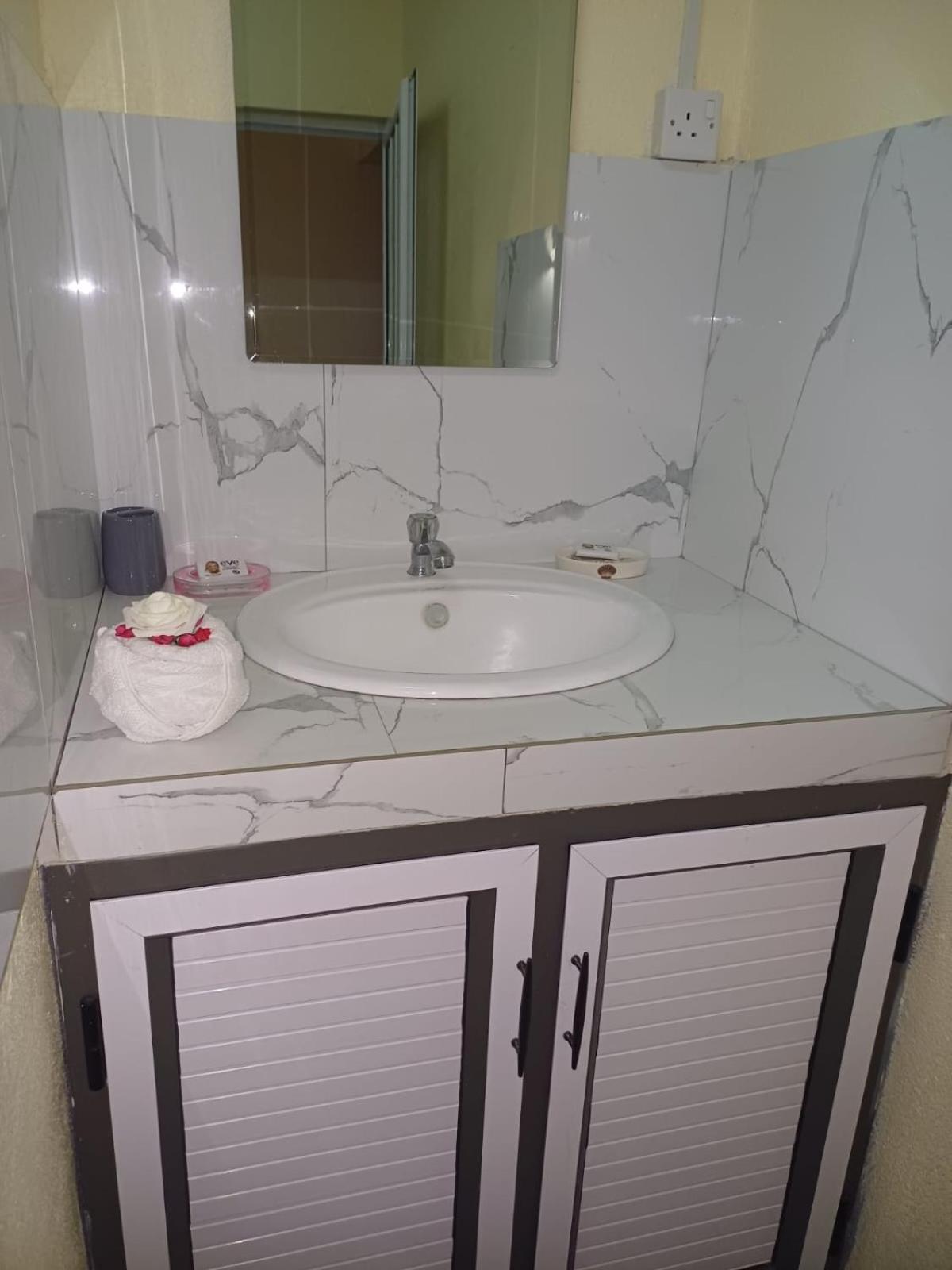 Chez Tonio Magic Ocean View * Port South East