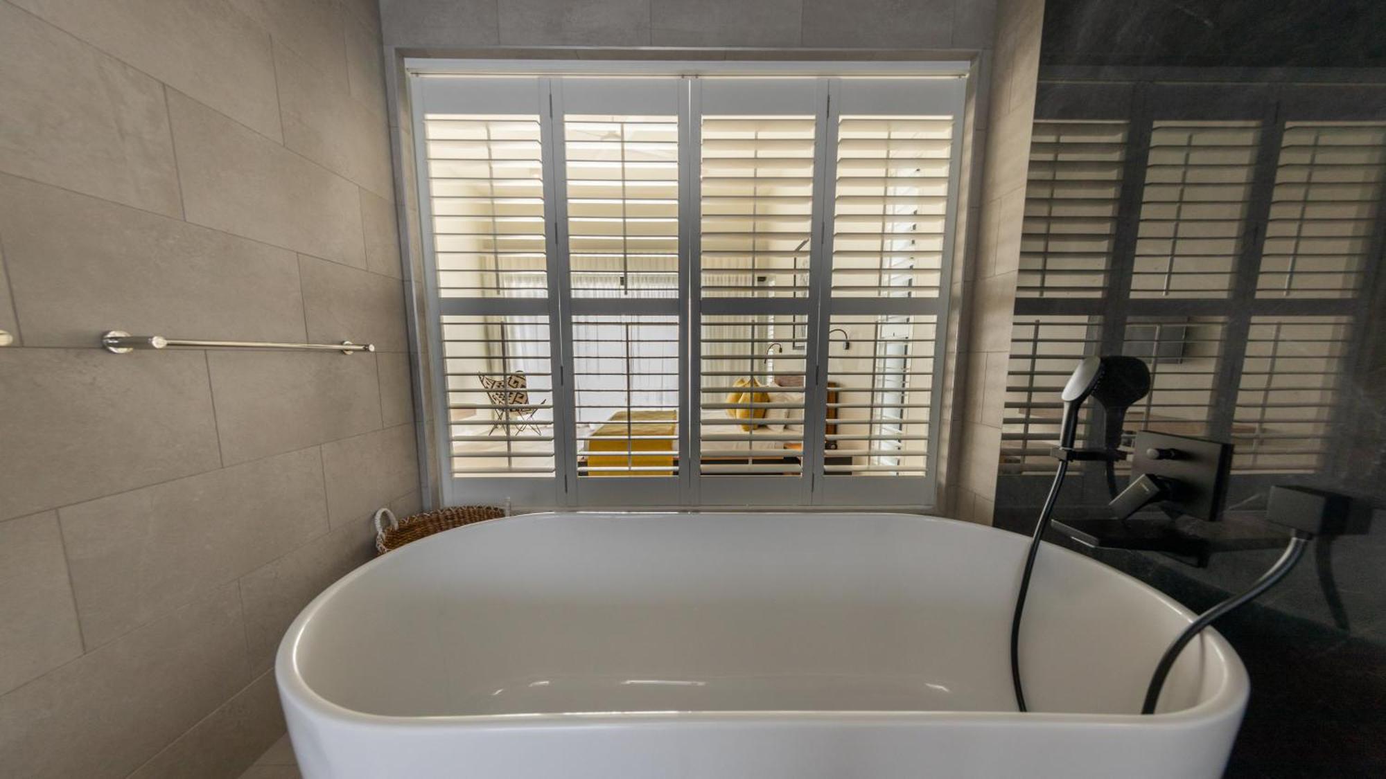 Front Penthouse In Pereybere Apartment