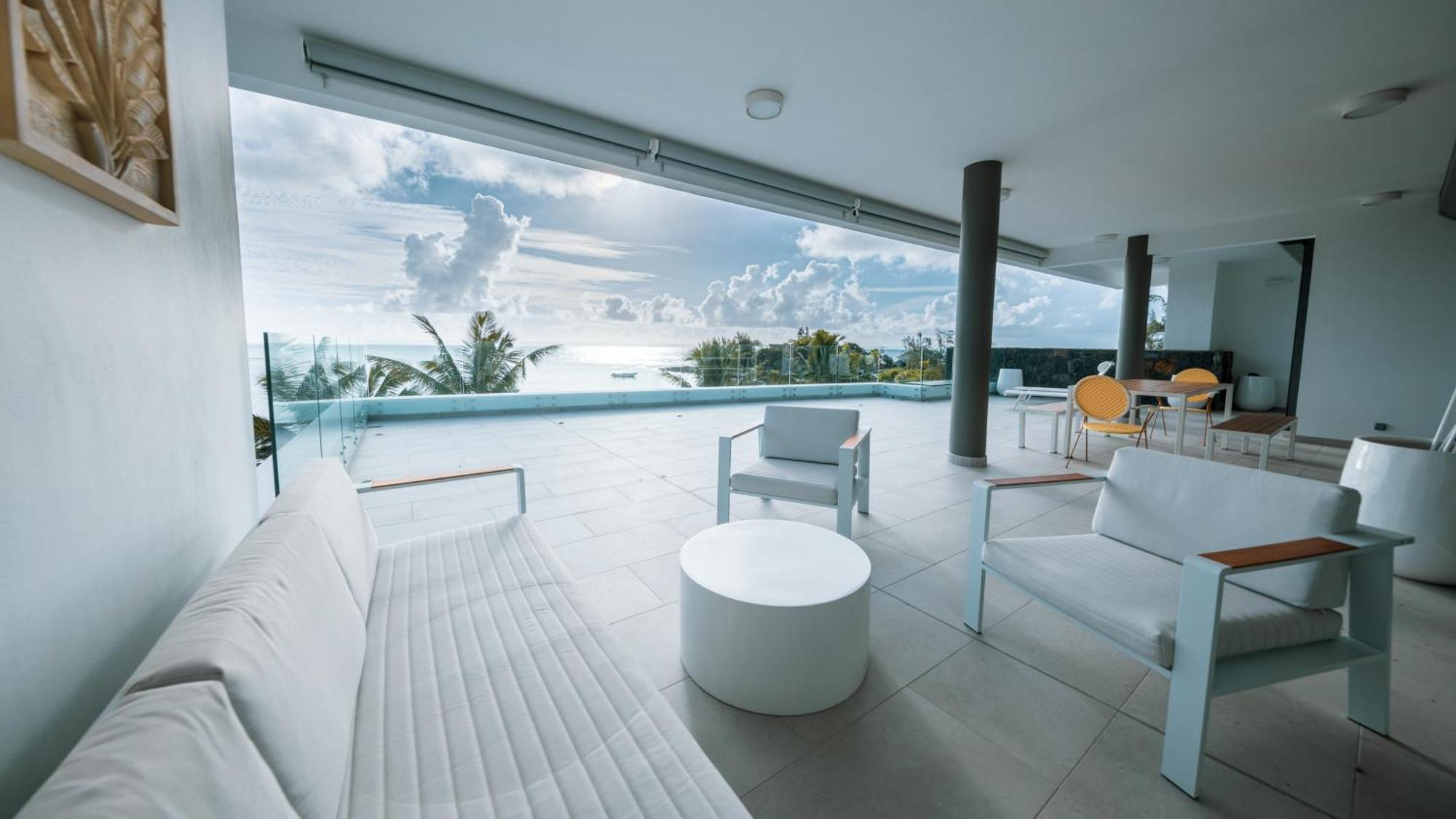 Front Penthouse In Pereybere * Grand Baie