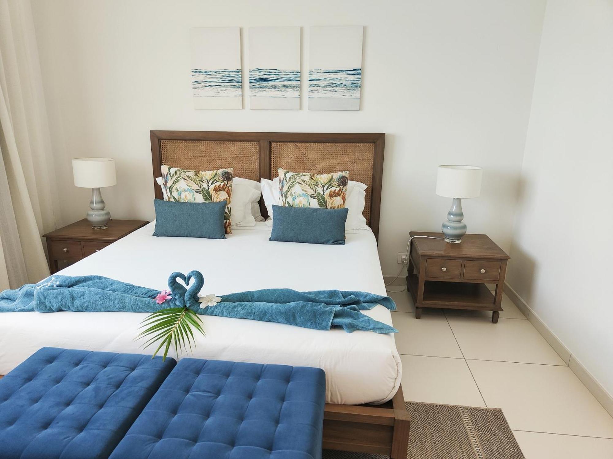 Eden: Beachfront Luxury With Private Rooftop Pool * Grand Baie