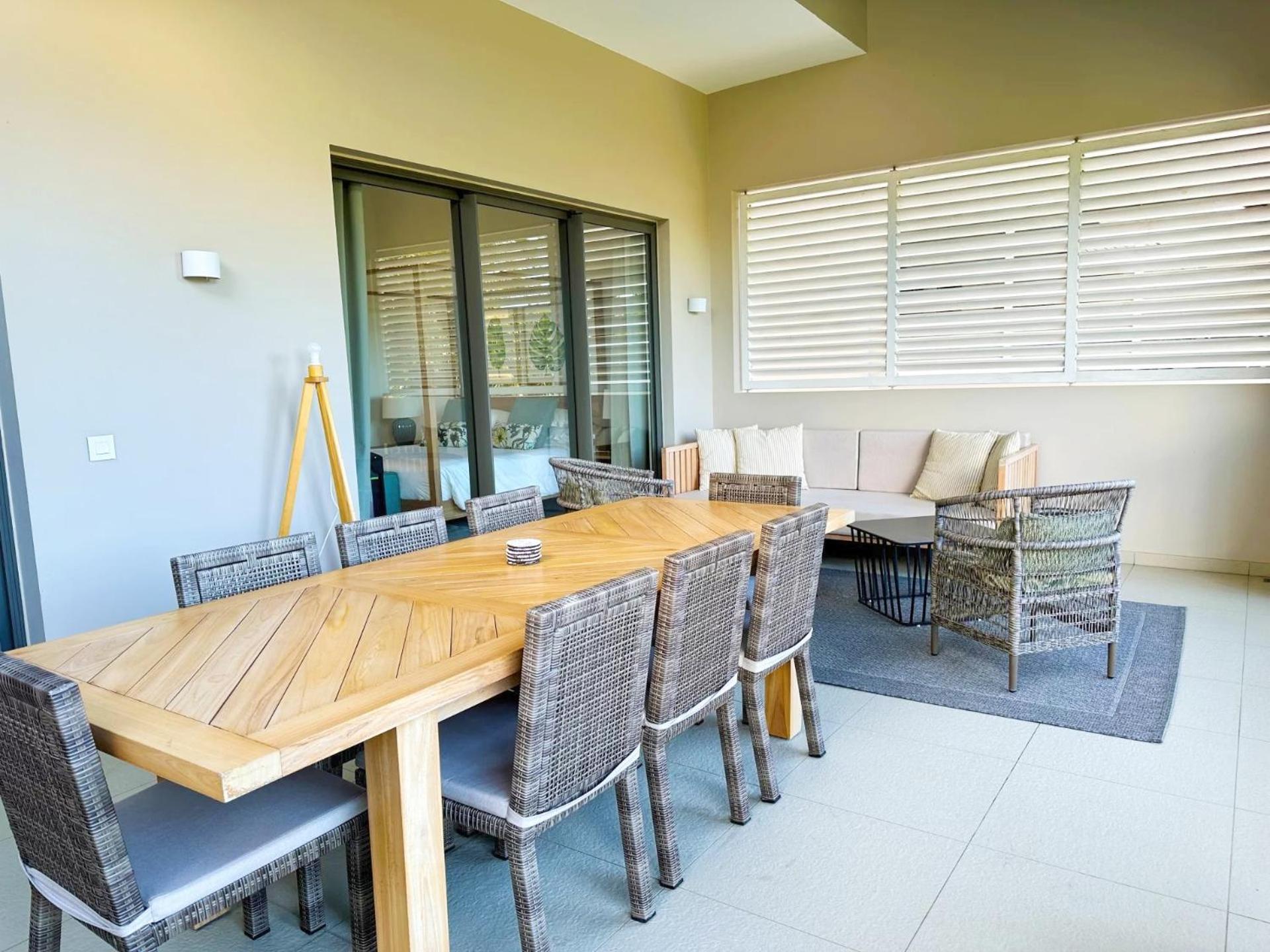 Eden: Beachfront Luxury With Private Rooftop Pool *