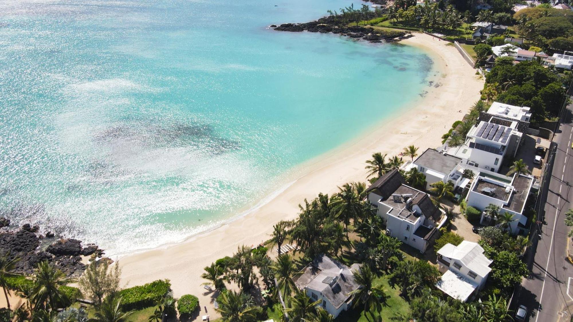 Eden: Beachfront Luxury With Private Rooftop Pool Villa