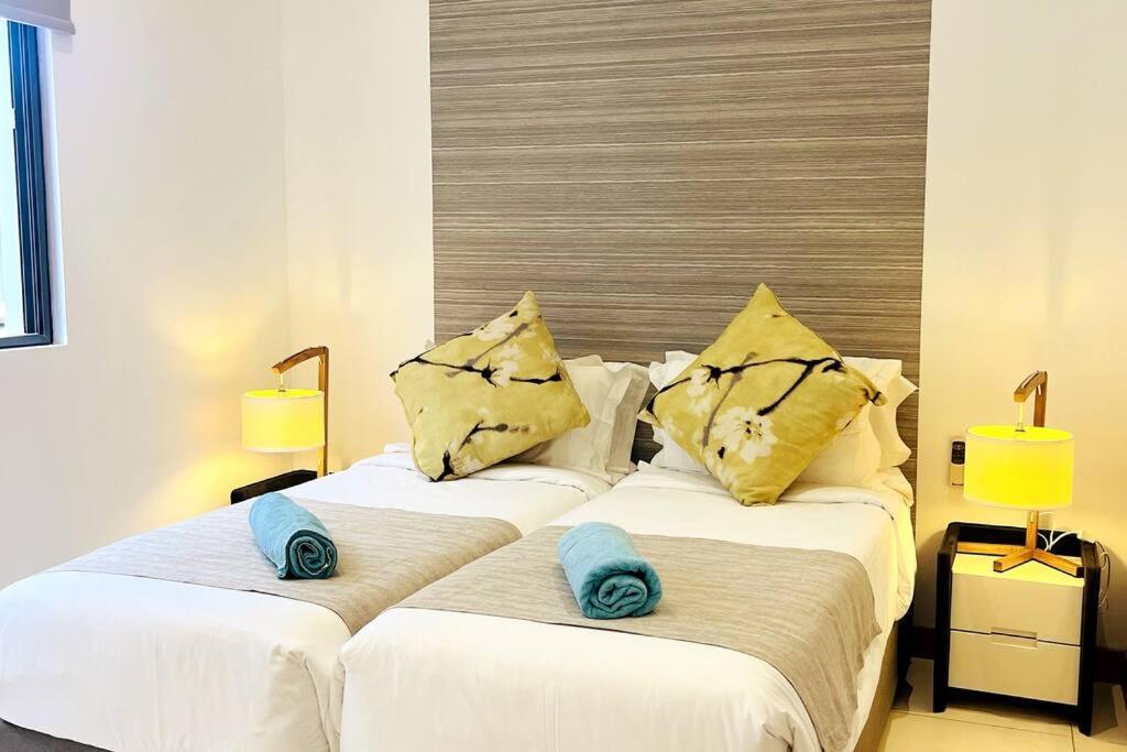Latitude Luxury Seafront * Riviere Noire