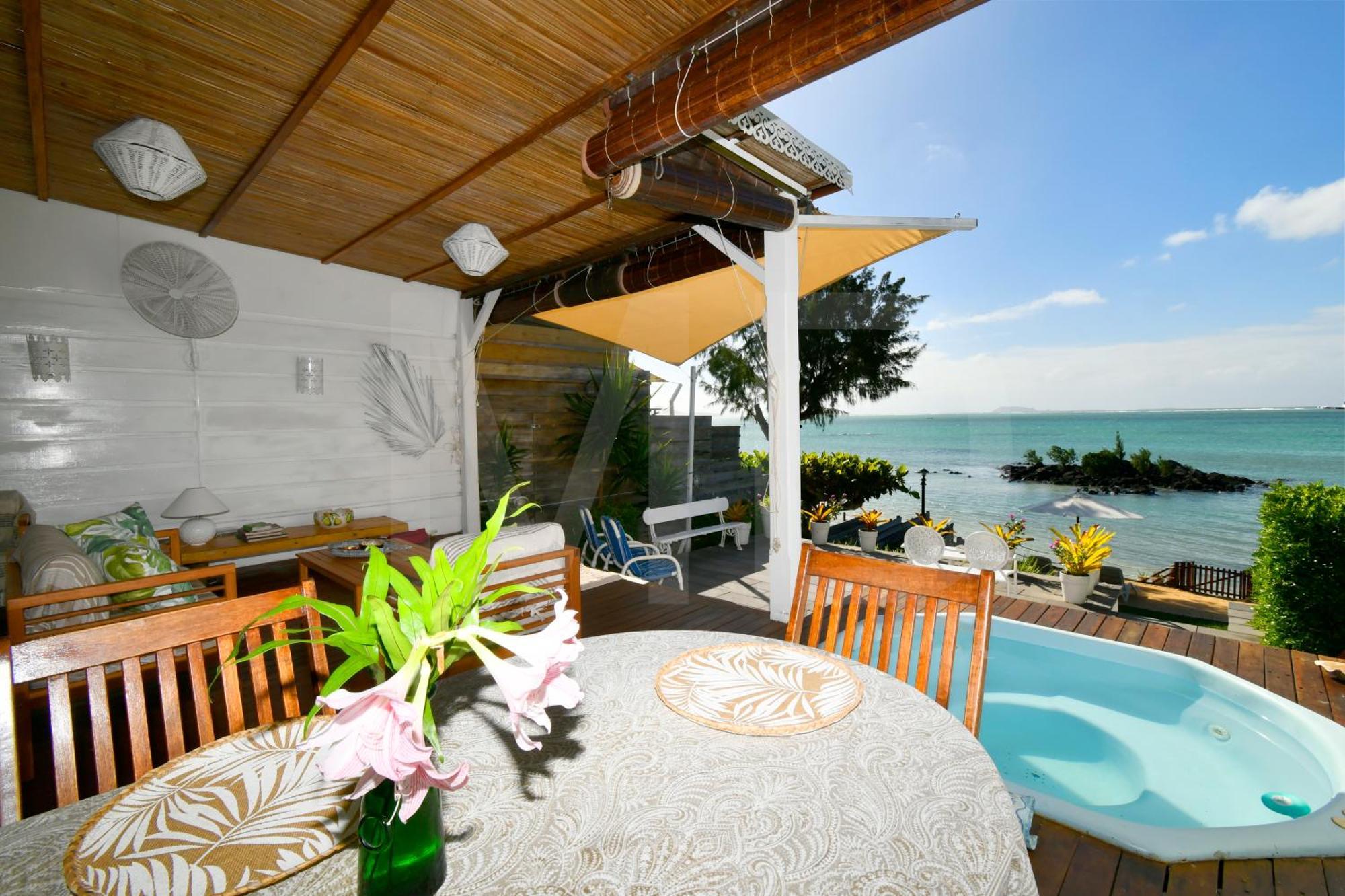 Holiday home Meerana Cheerful Beachfront With Jacuzzi Grand Gaube