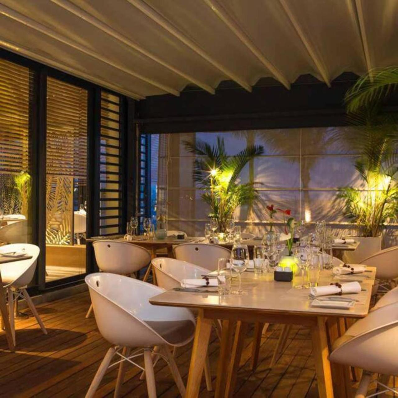 Apartment Sea View Anahita Golf And Beau Champ