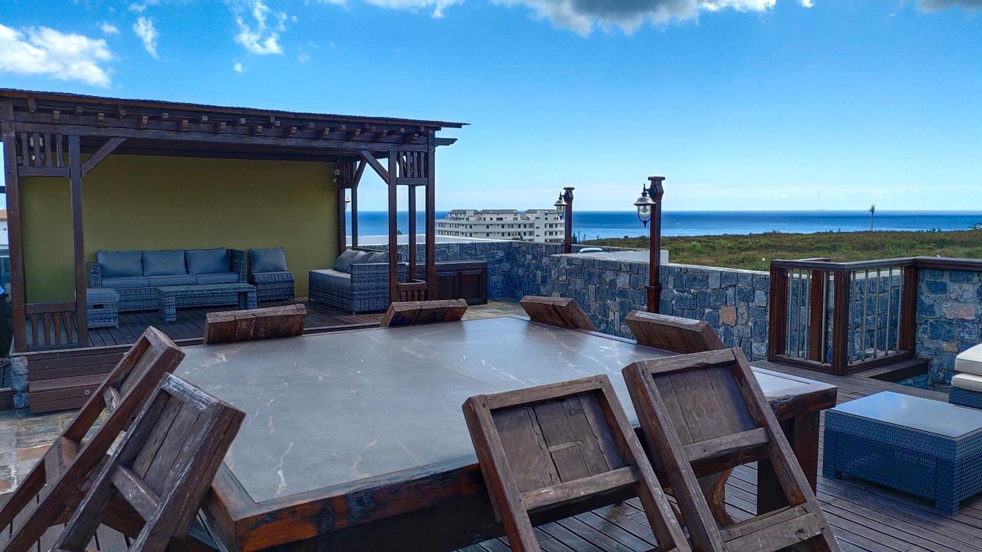 Deluxe Ocean View Penthouse With Private Roof Deck Apartment Flic en Flac
