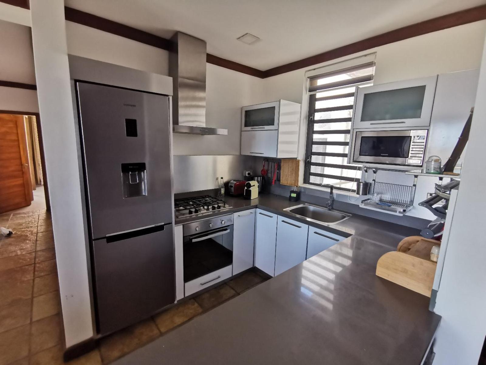 Deluxe Ocean View Penthouse With Private Roof Deck * Flic en Flac