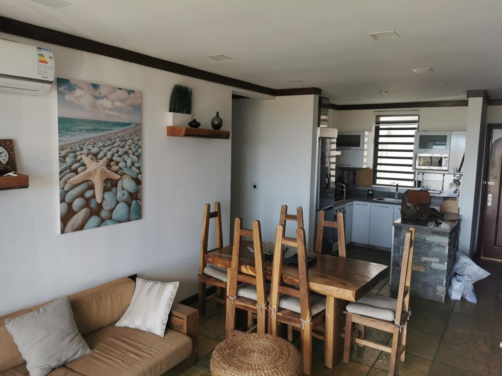 Apartment Deluxe Ocean View Penthouse With Private Roof Deck *