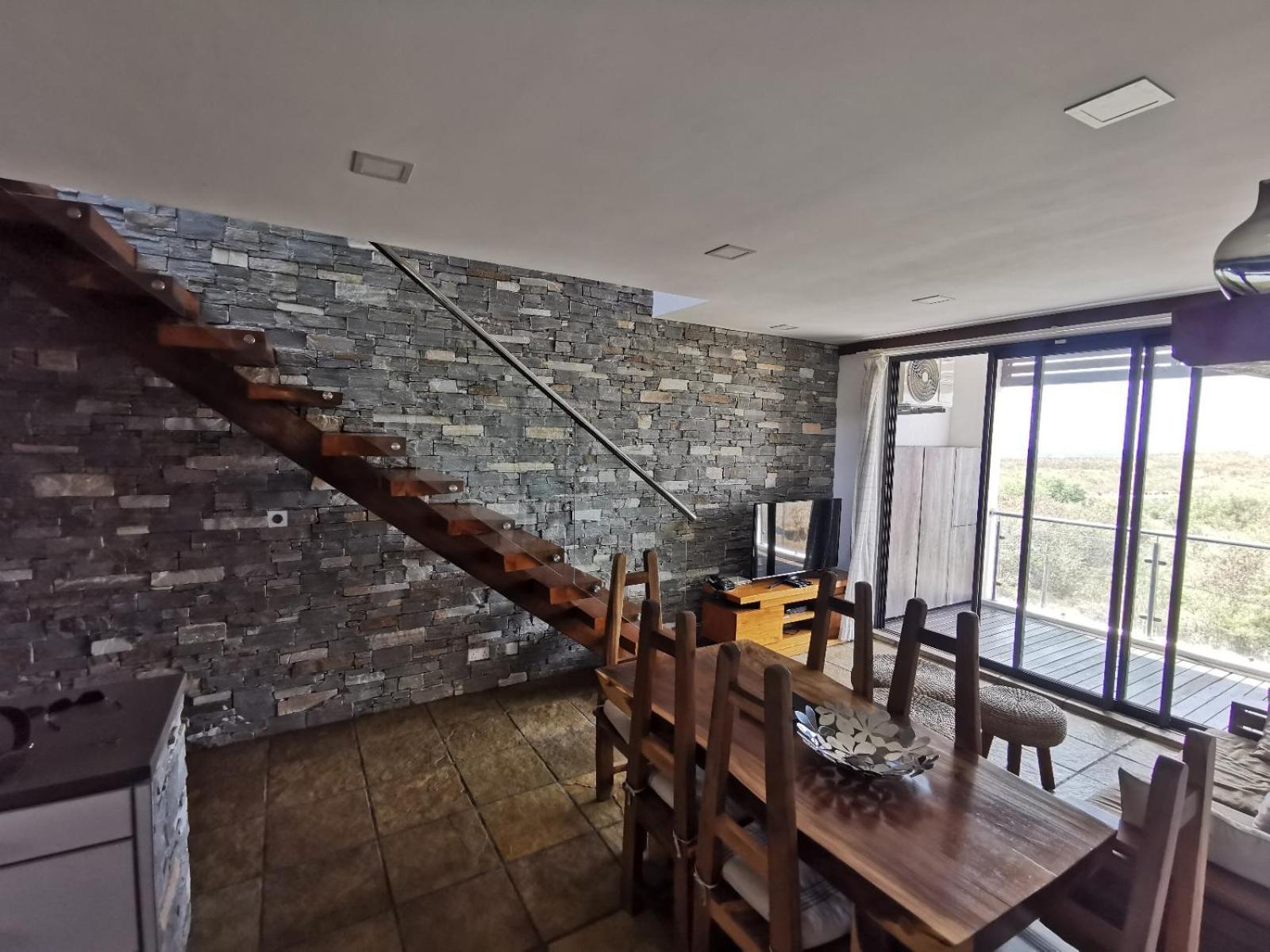Apartment Deluxe Ocean View Penthouse With Private Roof Deck