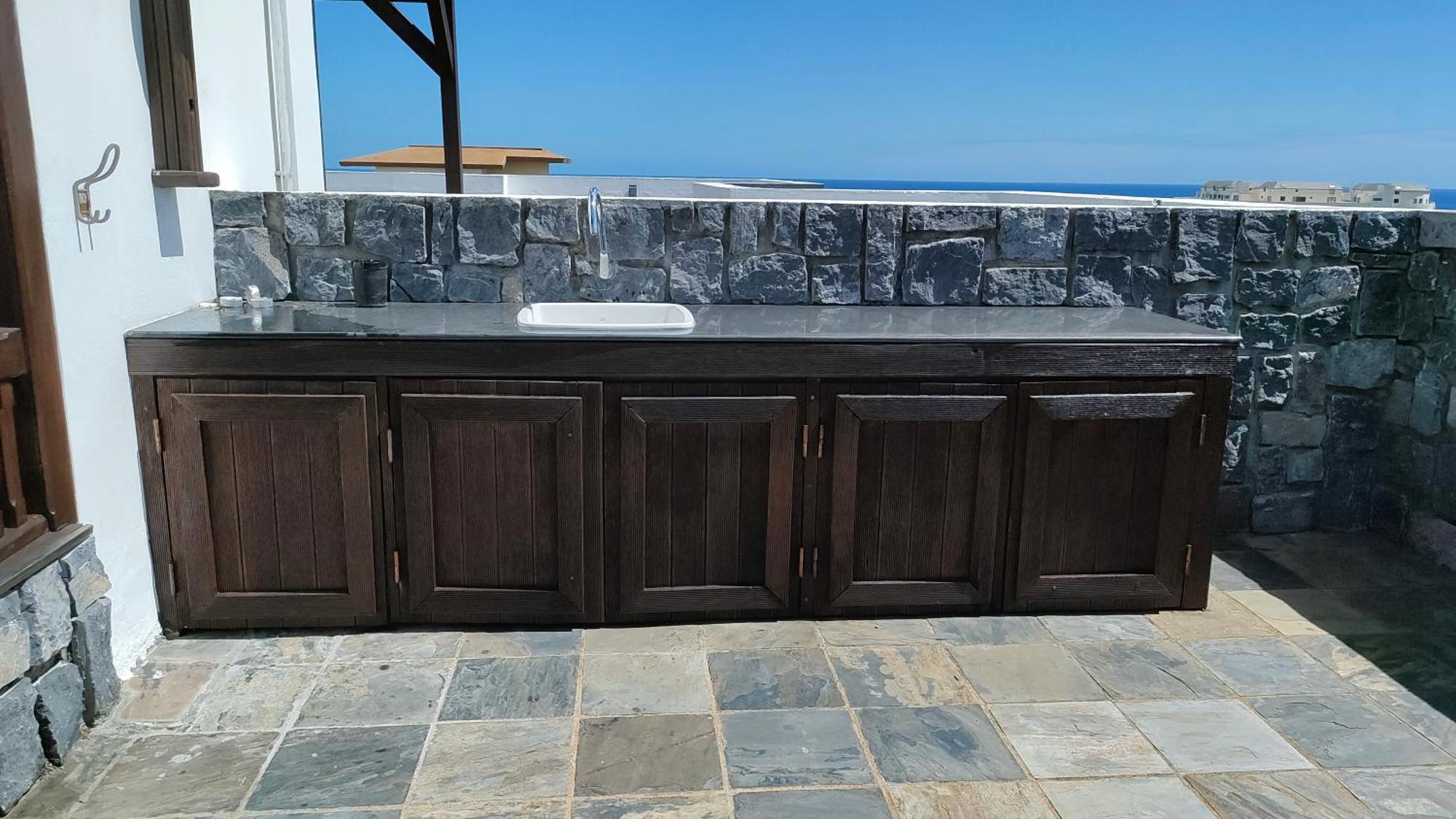 Deluxe Ocean View Penthouse With Private Roof Deck Apartment *