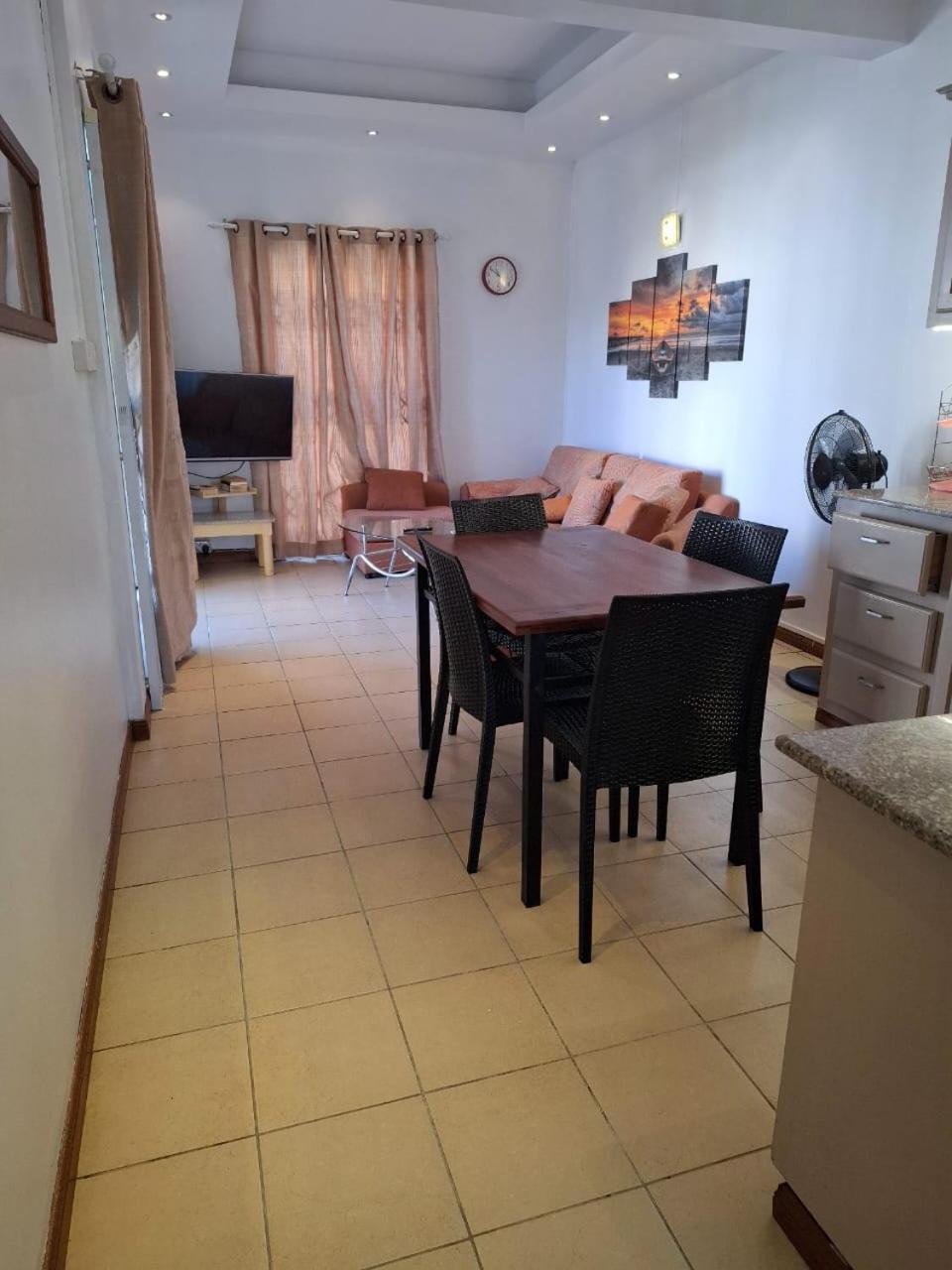 Immeuble Rayon Vert Apartment