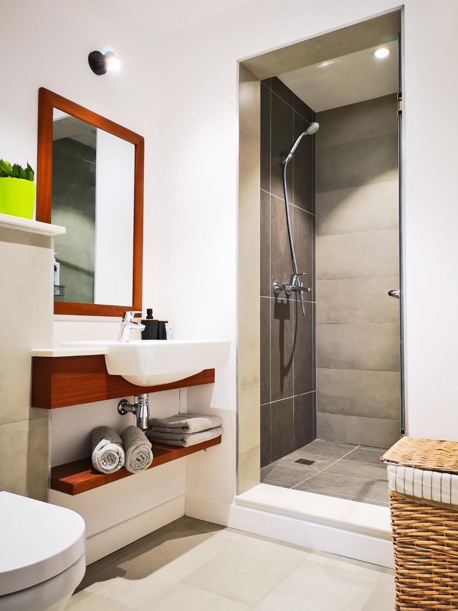 Avya's 117 At Ebene Square, Ebene Apartment *