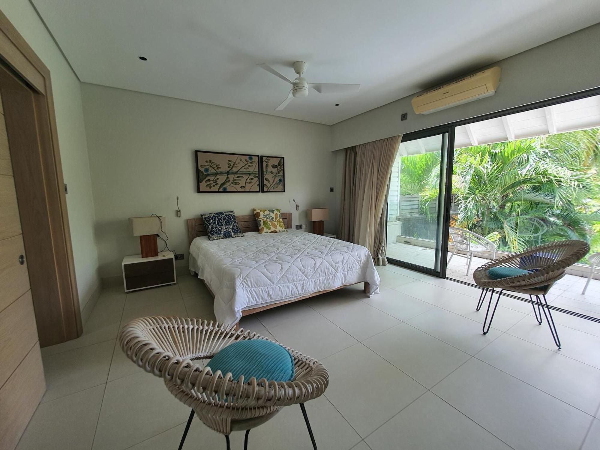 Pascaline Villa Grand River South East