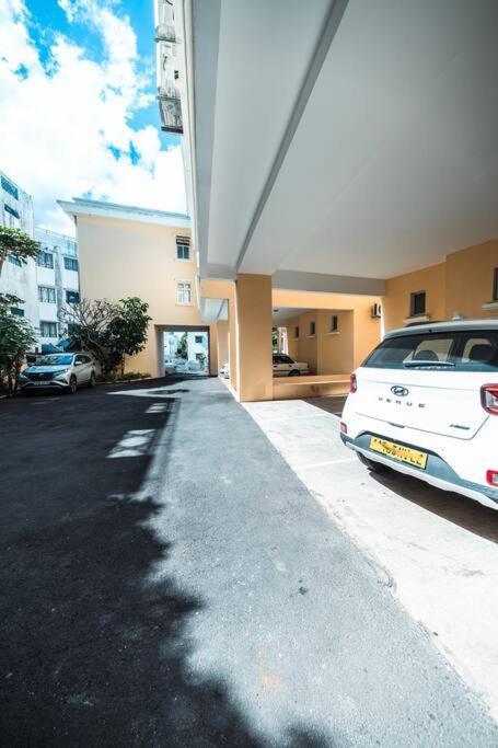Luxurious 3-bedroom With Sea Views - Sd10 *