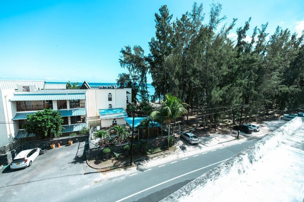 Apartment Luxurious 3-bedroom With Sea Views - Sd10 *