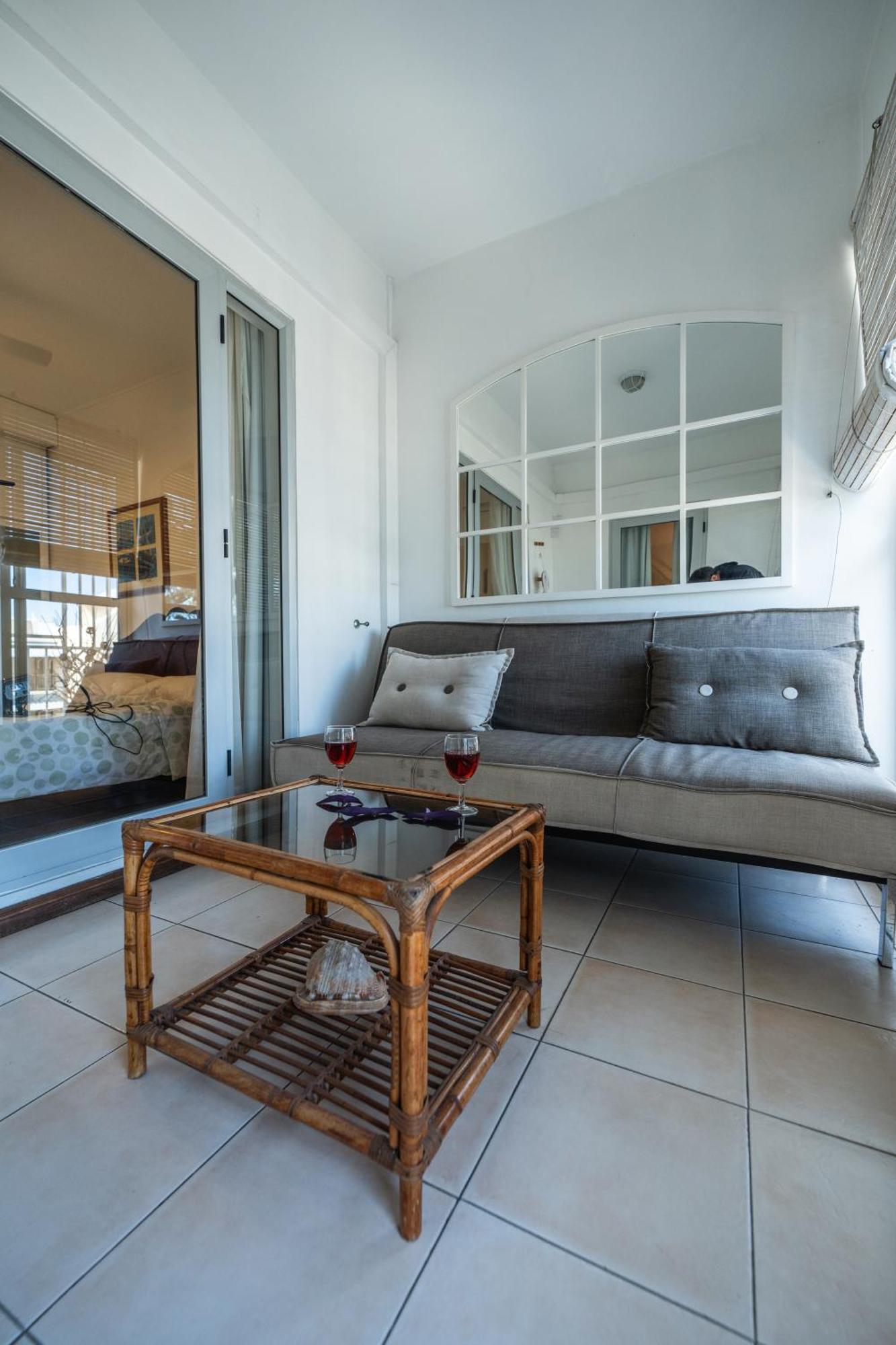 Luxurious 3-bedroom With Sea Views - Sd10 *