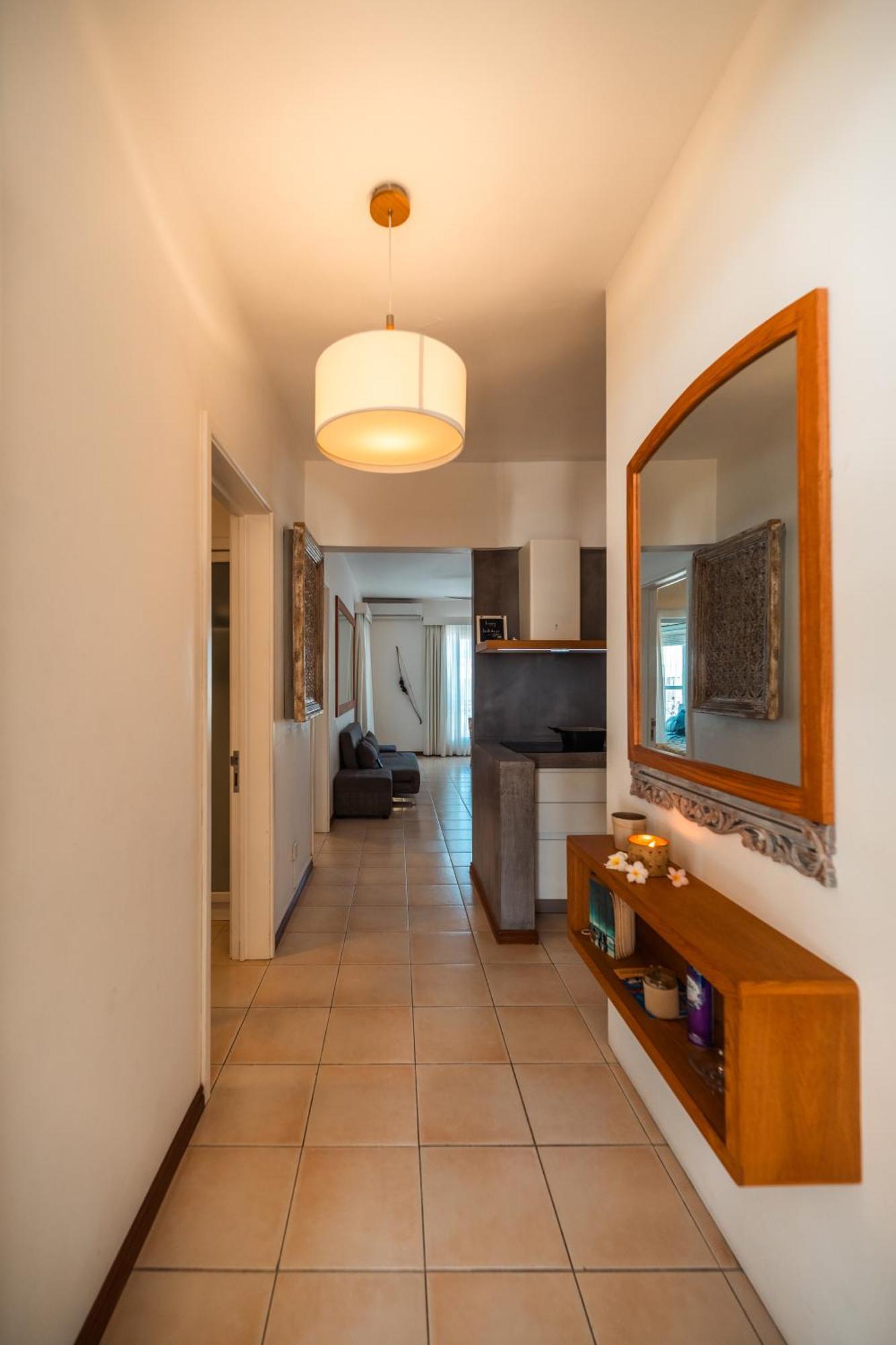 Apartment Luxurious 3-bedroom With Sea Views - Sd10