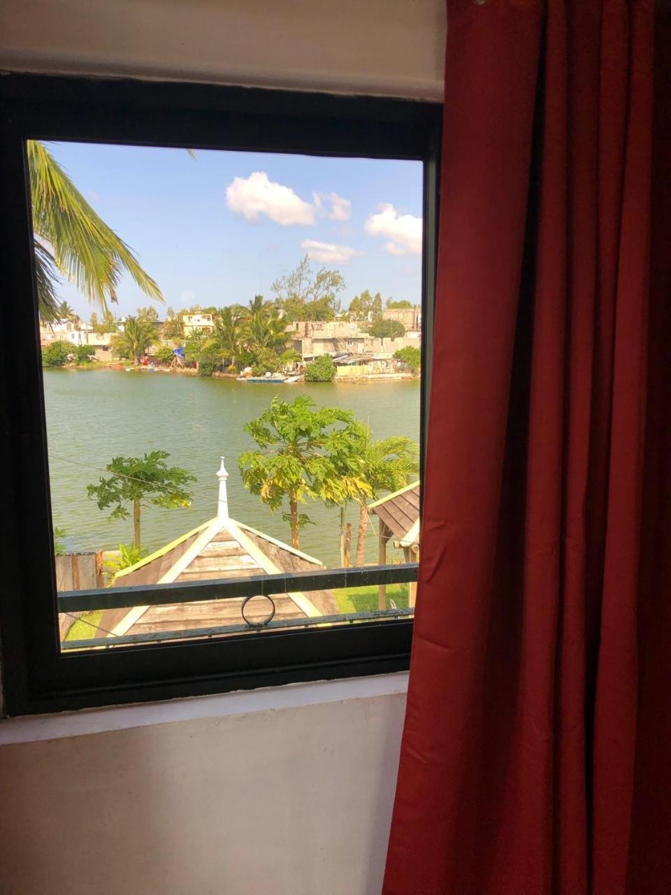 Guest house Lakeside Holidays Pointe D'Esny