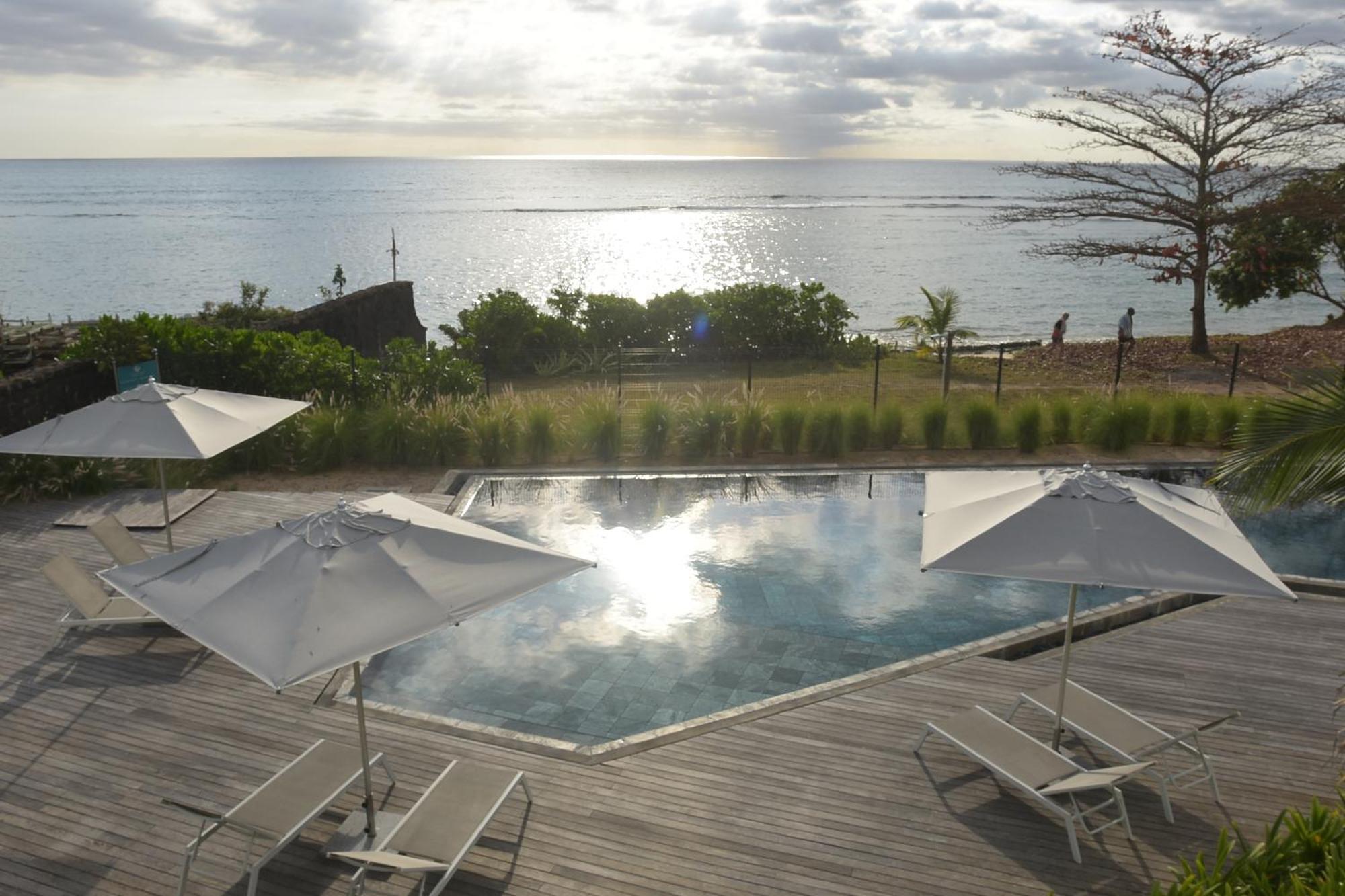 Beachfront Ocean Point Apartment *