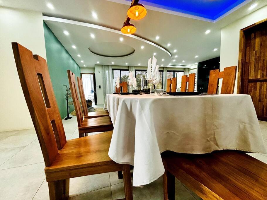 Sublima Villa, Luxe Et Elegance Villa *