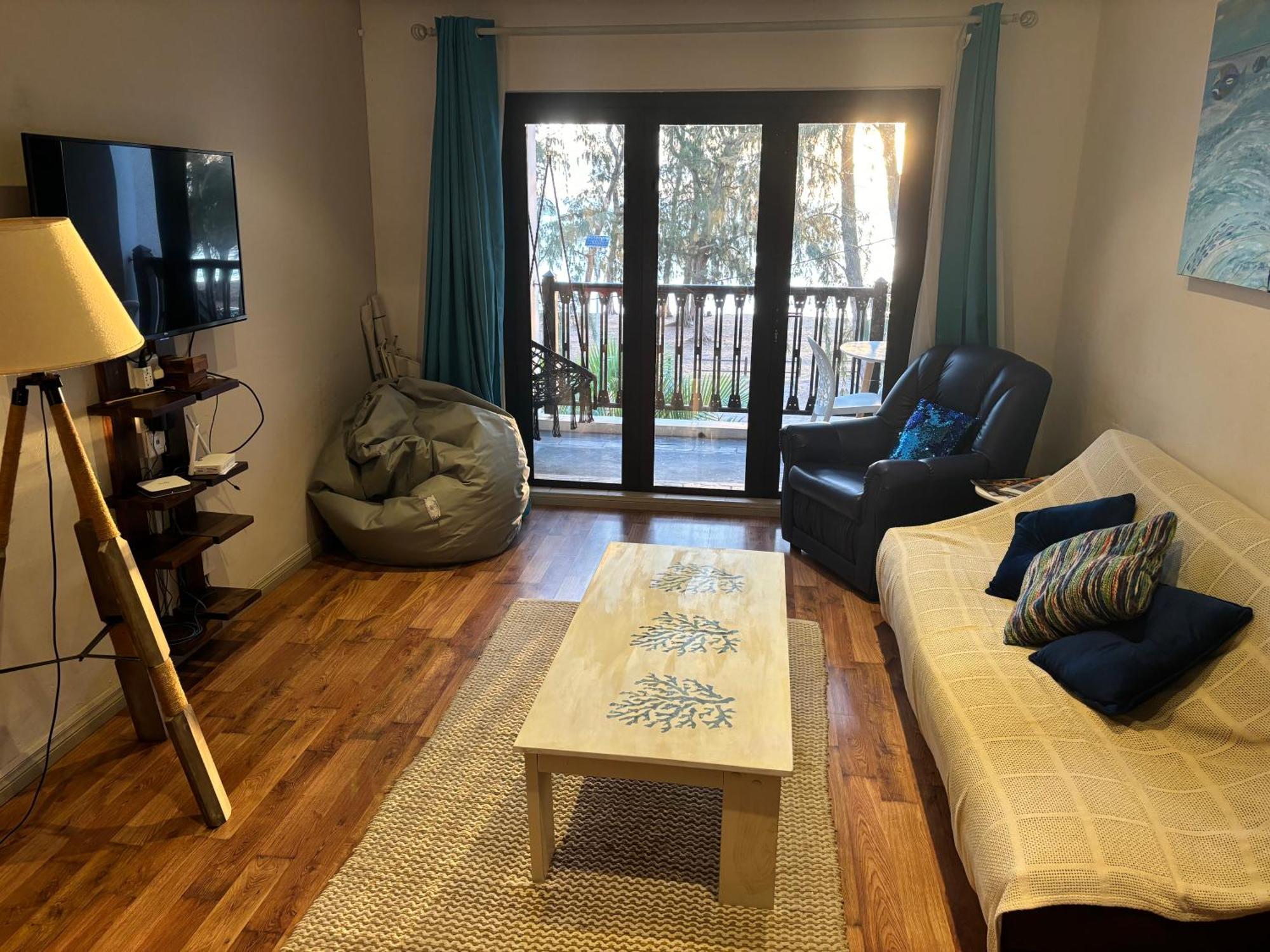 Apartment Aquamarine Beachfront