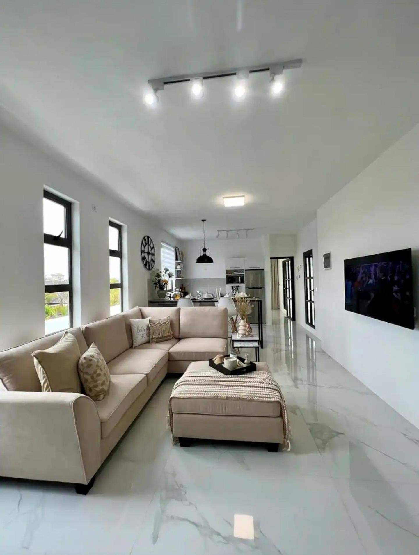Apartment Brand New 2 Bedroom In Pereybere Grand Baie