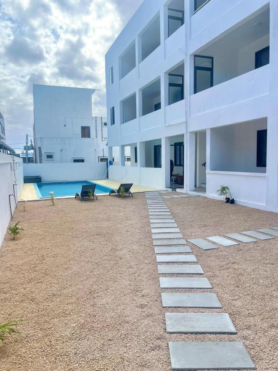 Skyview Apartment- Rooftop Penthouse With Sunset & Sea Views Flic en Flac