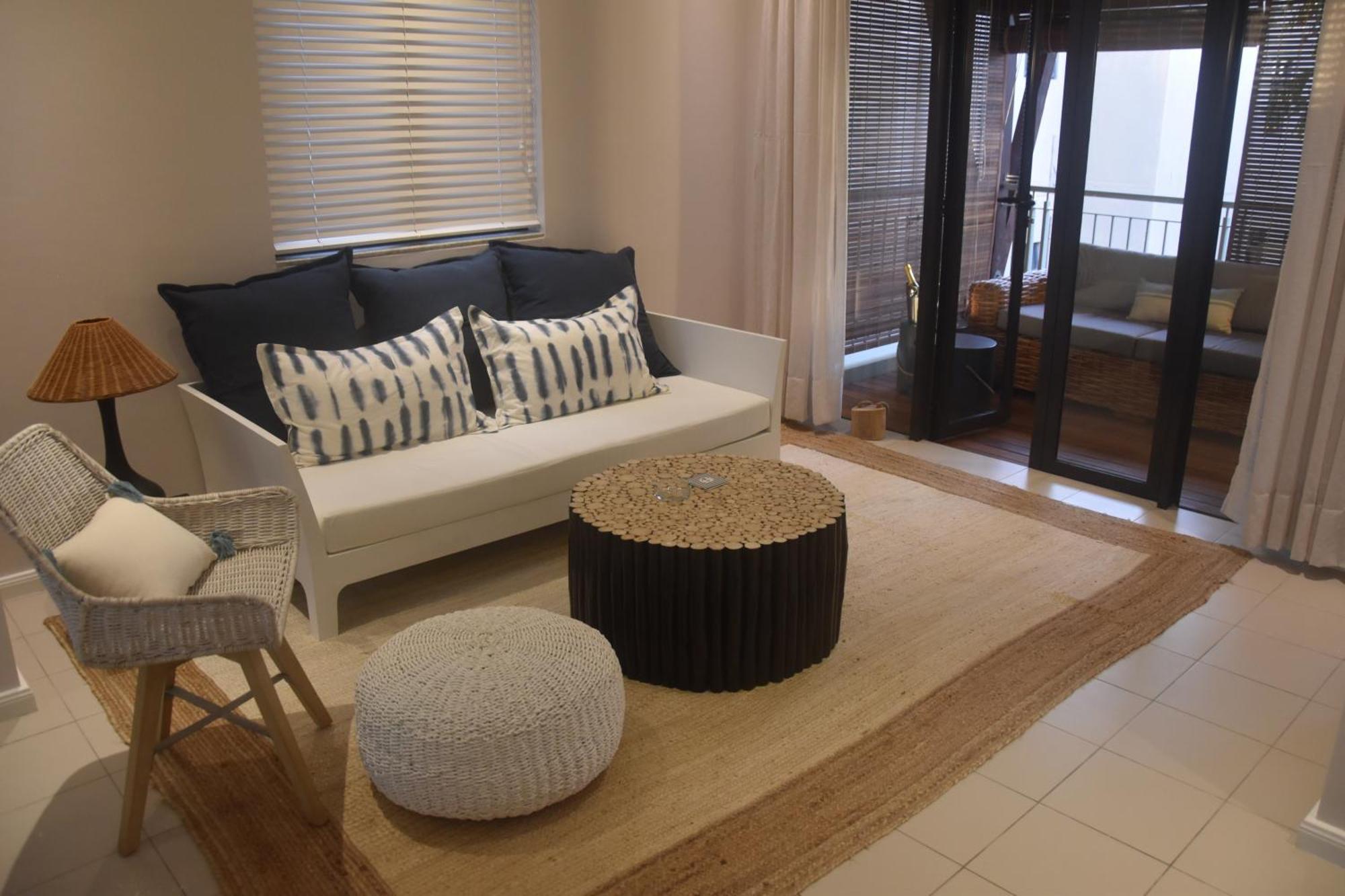 Blue Waves Beachfront Penthouse Apartamento