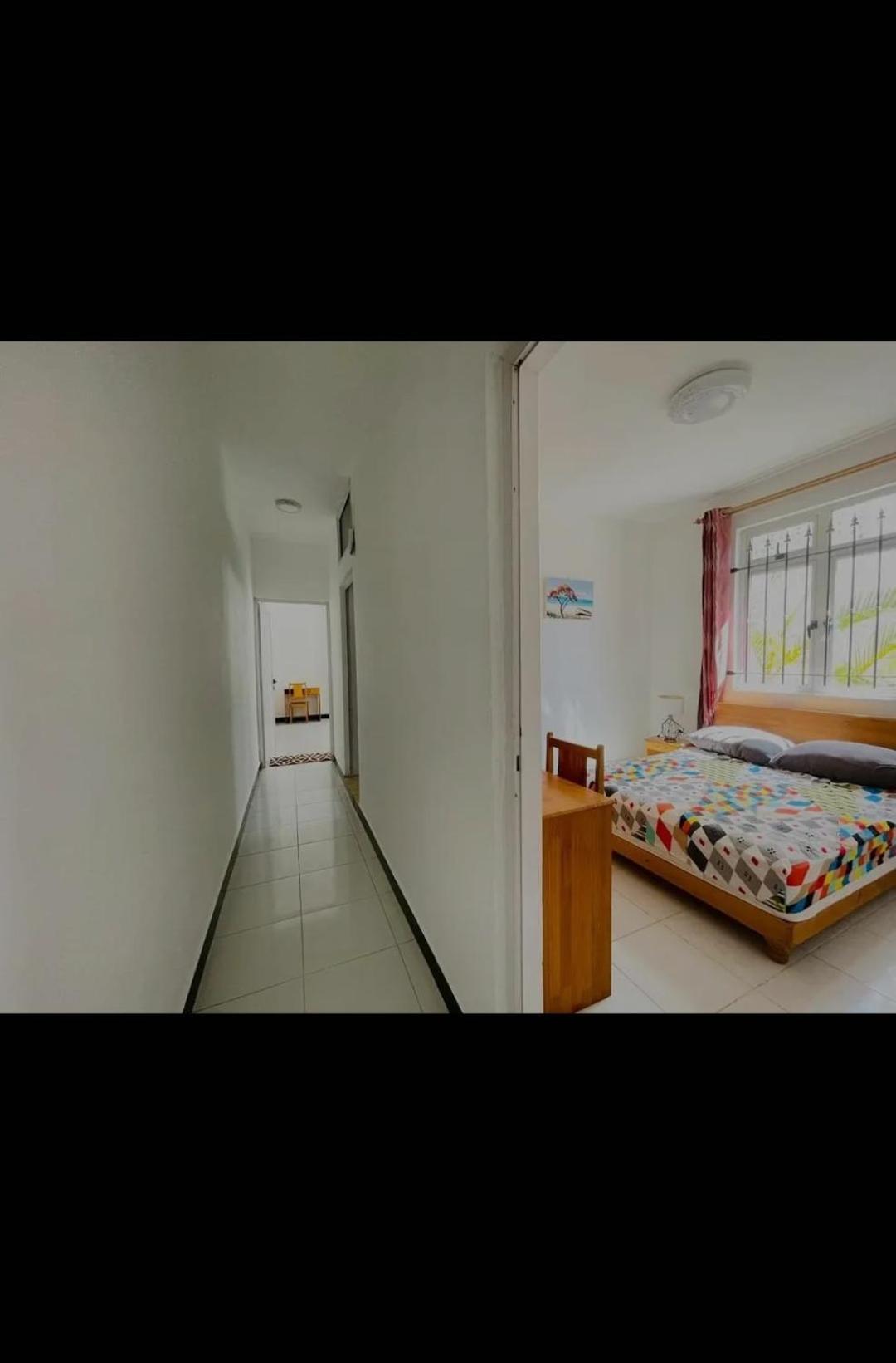 Sunny Lagoon Holiday Villa Pereybere Beach
