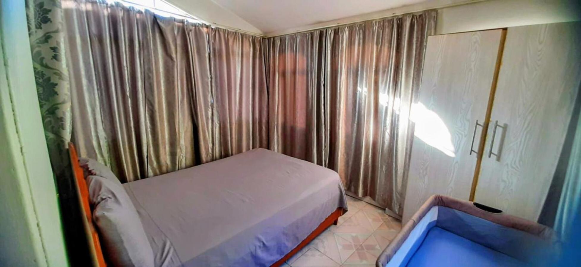 4beds- Beachfront Flic en Flac
